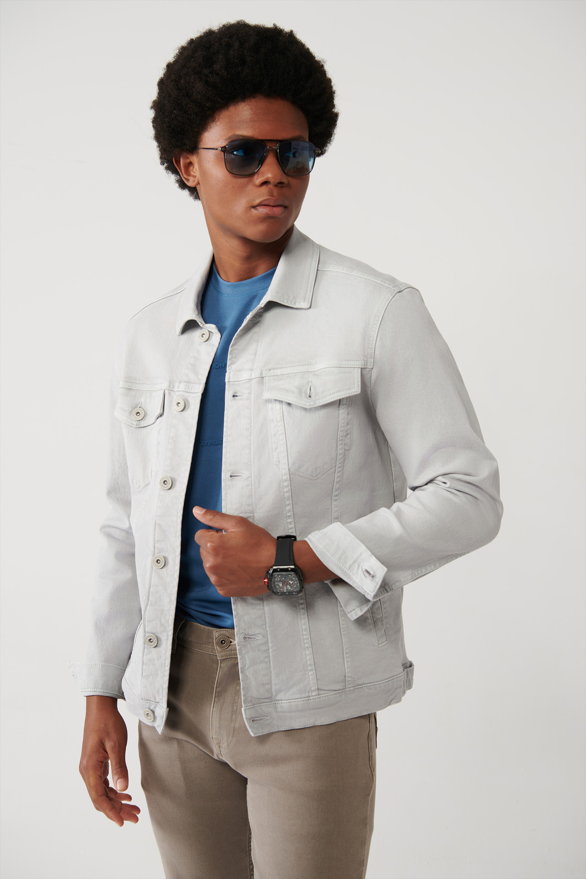 Avva Erkek Gri Klasik Yaka Garment Dyed Cepli Comfort Fit Denim Ceket A41Y6020