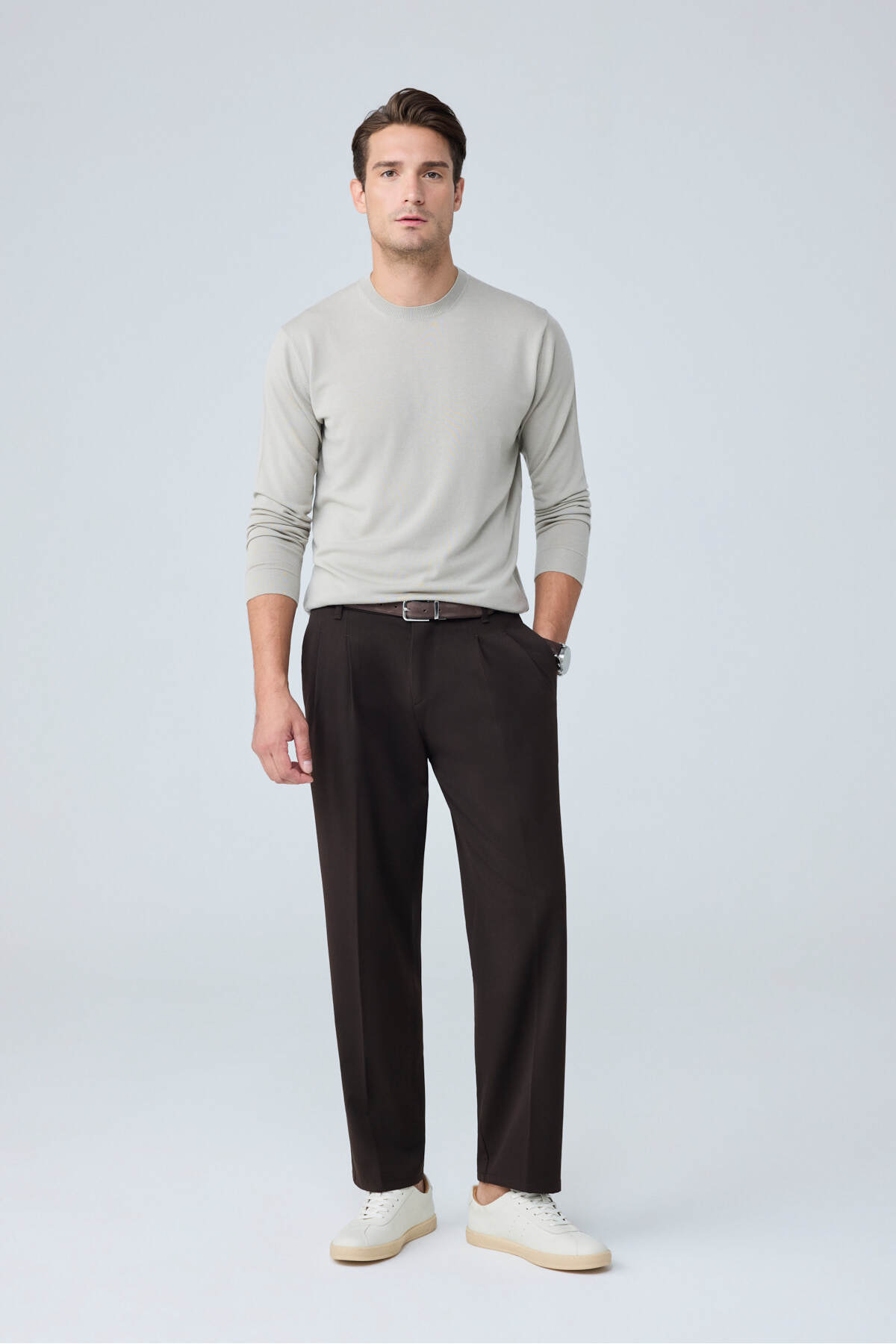 Erkek Baggy Fit Pileli Kumaş Pantolon Kahverengi 0172DNGR — قهوه‌ای — تصویر 4 از 8