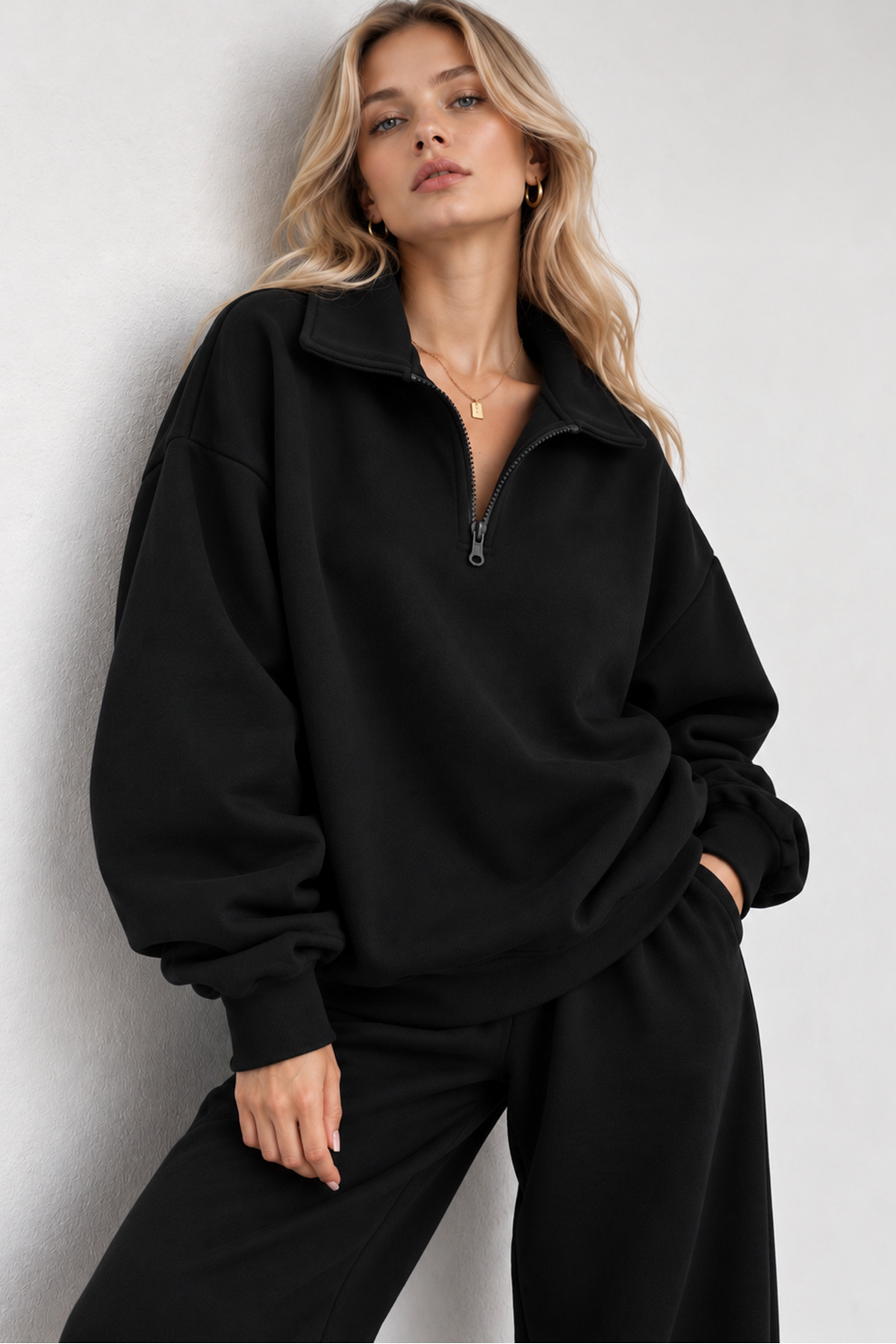 Kadın Siyah Polo Yaka Oversize 3 Iplik Şardonlu Sweatshirt — مشکی svyarımfermuarpoloyaka — تصویر 4 از 4