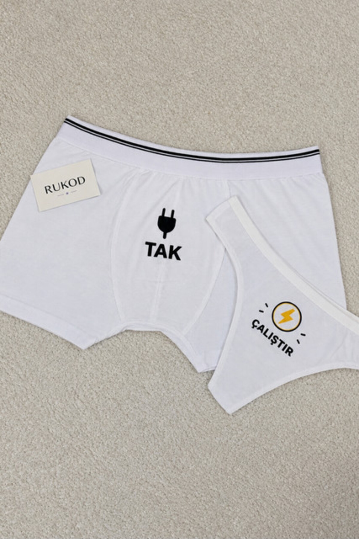 RUKOD Kadın Erkek Sevgili Tak Çalıştır Tanga ve Boxer Çift Çamaşır İç Giyim Kombini 2'li Takım (Kadın Standart, Erkek Seçiniz)