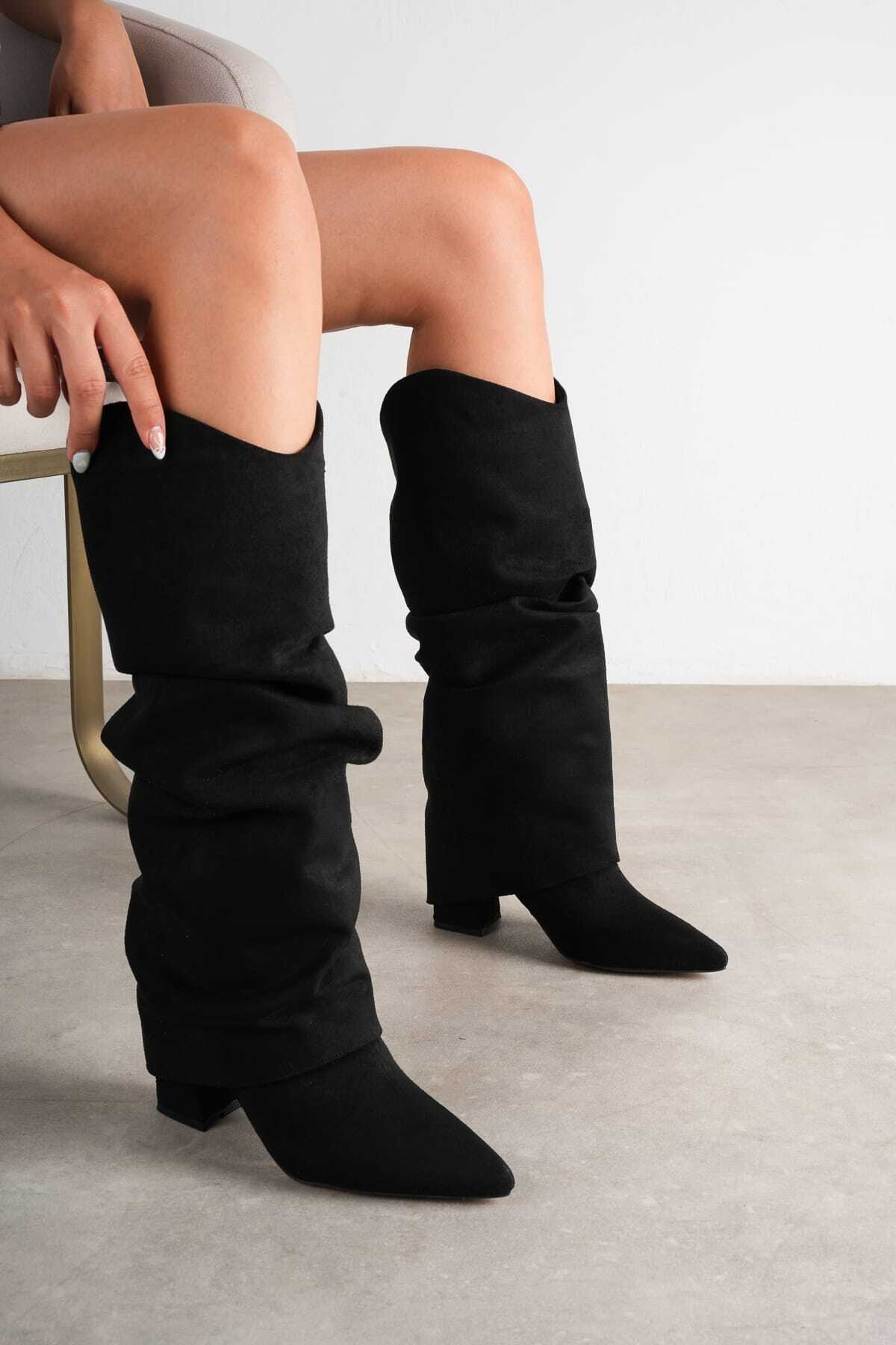 GÜZEL SHOES Lenaa Siyah Süet Büzgülü Tak-Çıkar Aparatlı Sivri Burun Topuklu Çizme Bot Fermuarlı Kadın Ayakkabı