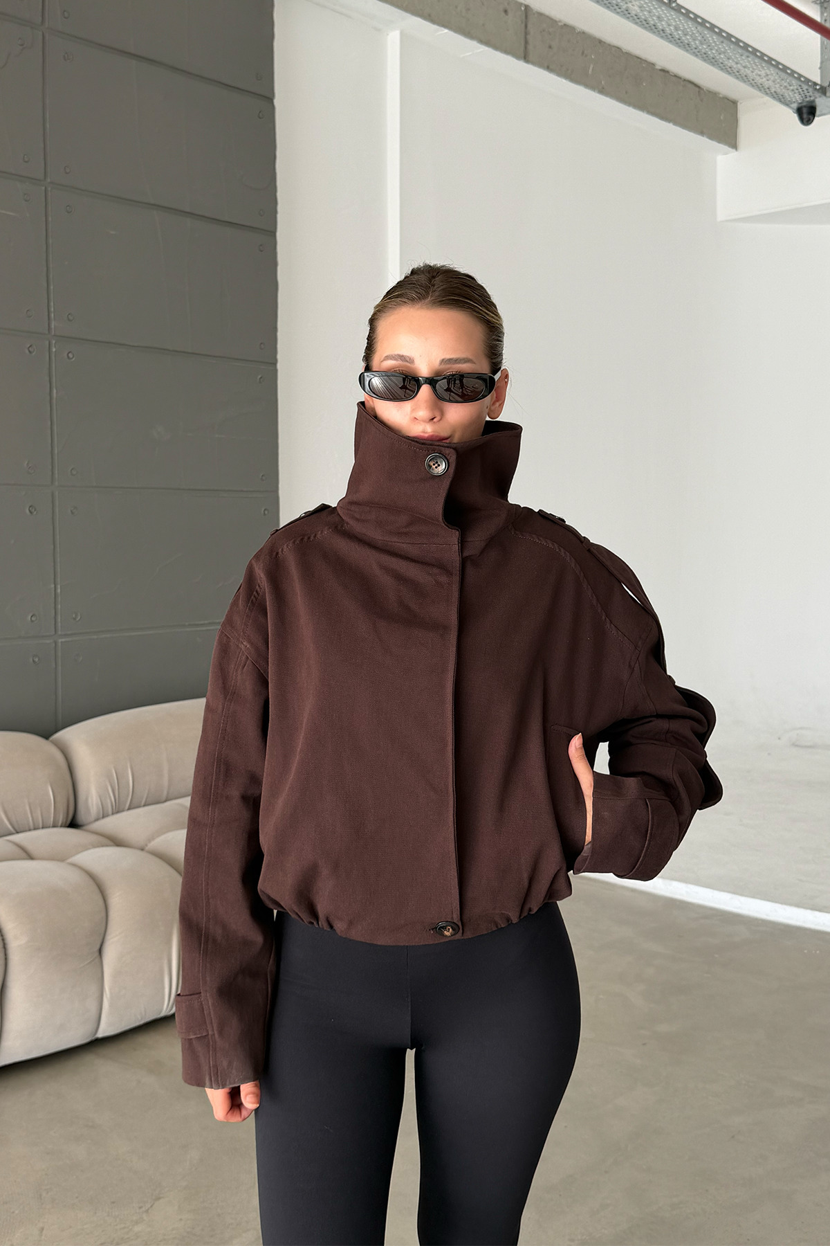 MANMARK Kadın Yüksek Yaka Kol Apolet Detaylı Gabardin Kumaş Oversize Trençkot Ceket