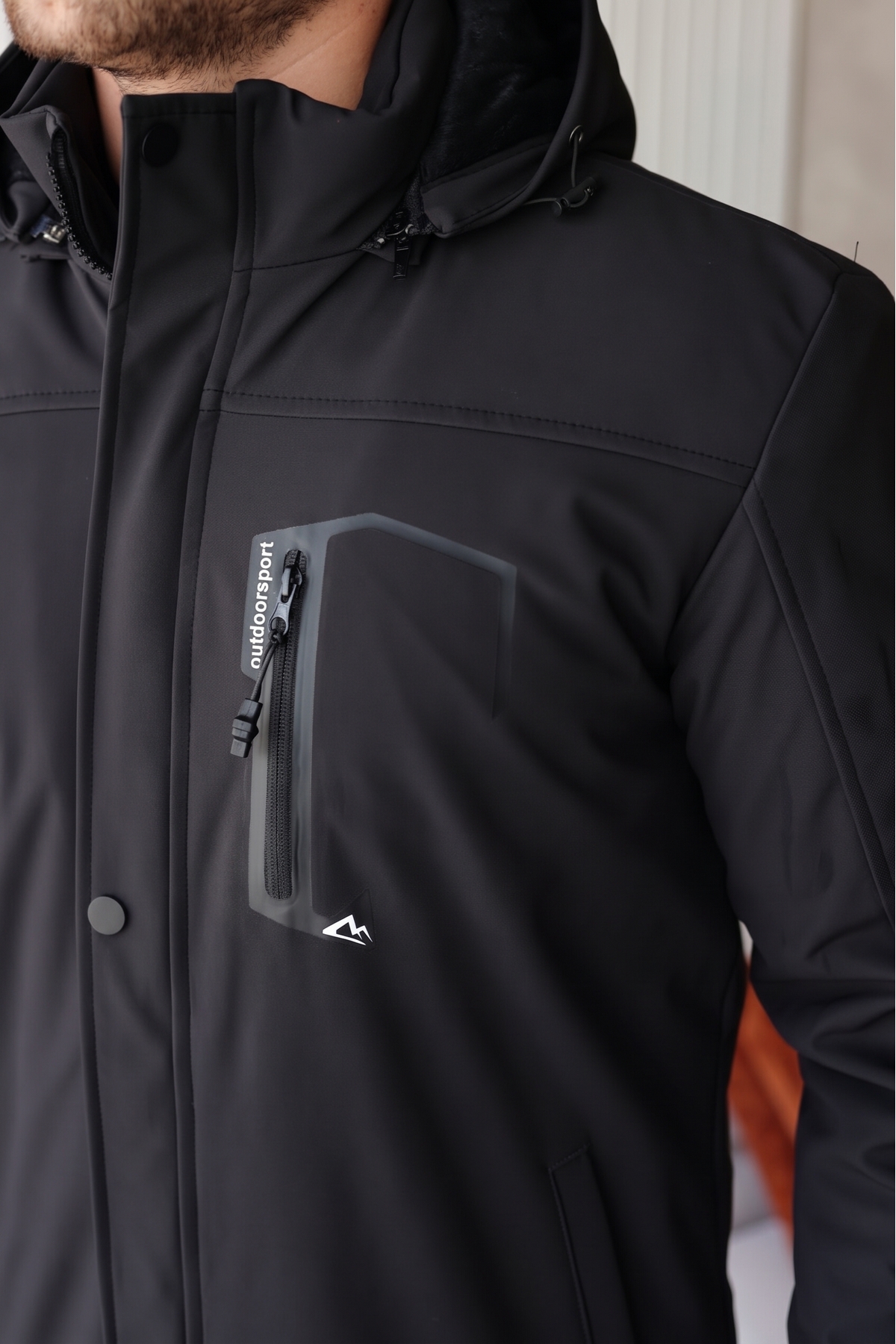 NET OF NOT Su Ve Rüzgar Geçirmez Rahat Kalıp Kapüşonlu Softshell Erkek Mont görsel 4