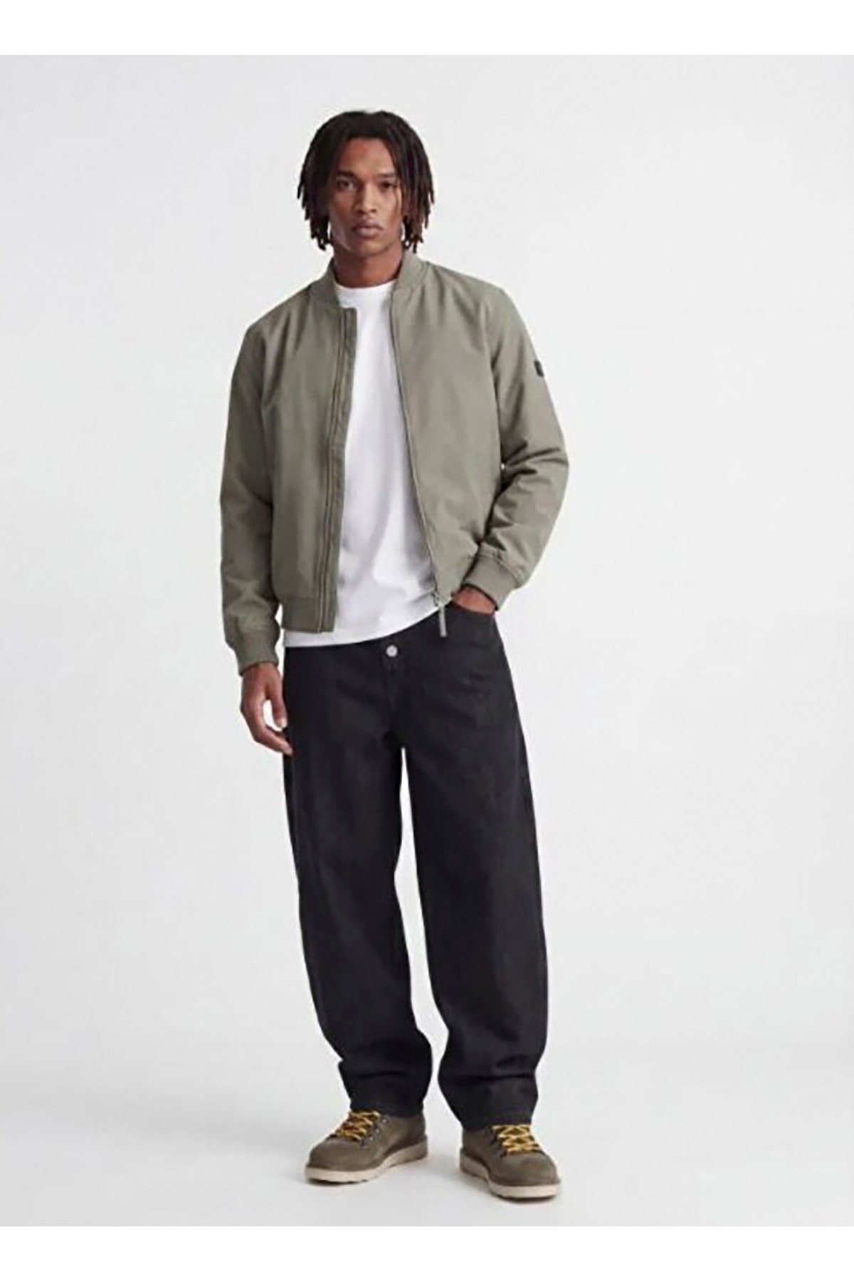 کاپشن یقه گرد مردانه سبز رنگ کد ۱۲۳۰۱۲۳۴ JPRBLAJOSH BOMBER JKT SN جک اند جونز کاپشن Jack & Jones
