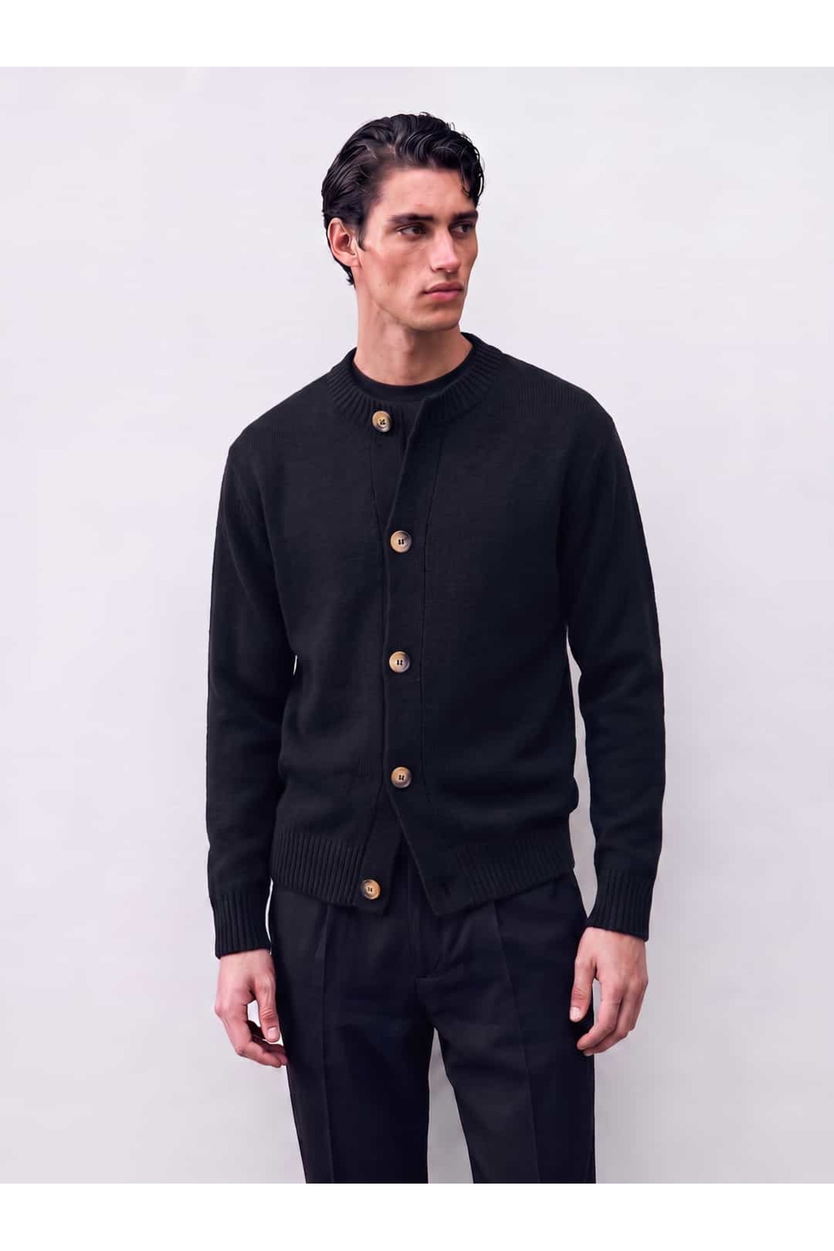 Yün Düğmeli Hırka FW7334 — مشکی yun-dugmeli-hirka-fw7334 — تصویر 4 از 4