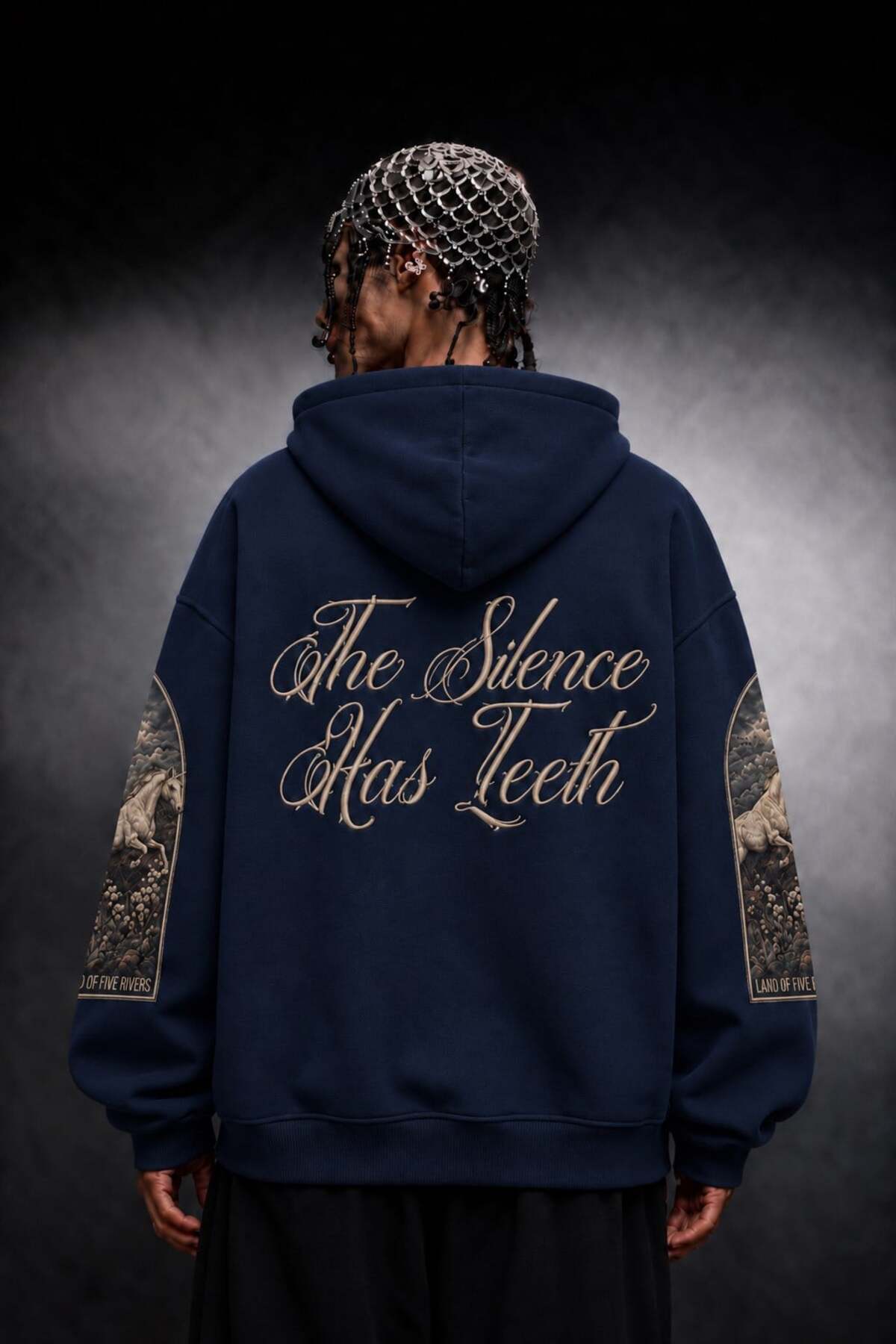 Erkek Lacivert Silence Patch Nakış Oversize Hoodie — رنگارنگ SS10043 — تصویر 3 از 6
