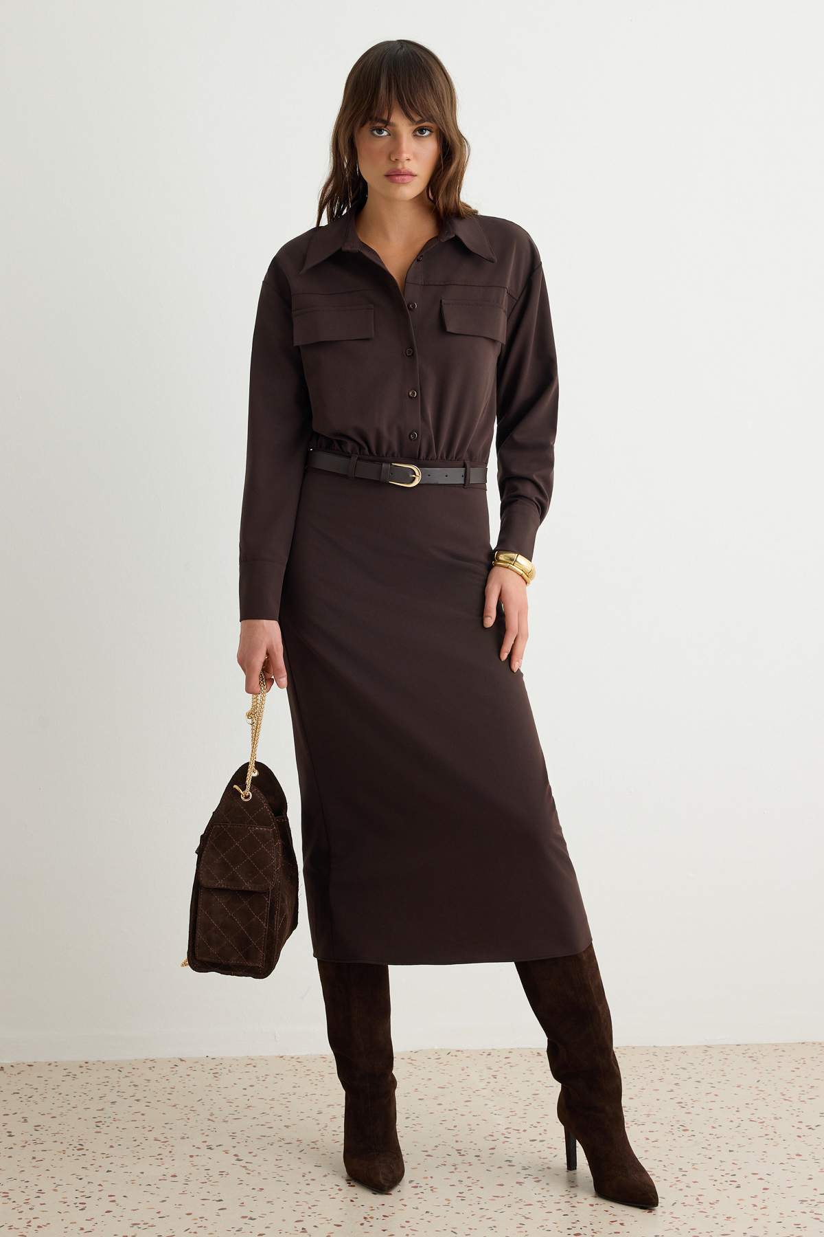 Trendyolmilla Kahverengi Cepli Bodycone/Vücudu Saran Maxi Dokuma Elbise TWOAW27EL00192