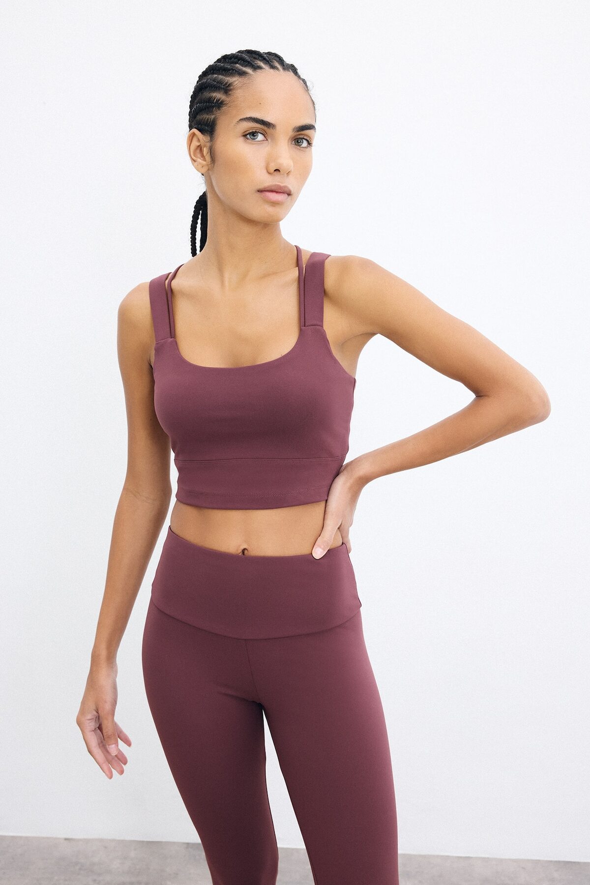 DeFacto Orta Destekli Bisiklet Yaka Çift Askılı Crop Sporcu Bra H5317AX26AU görsel 3