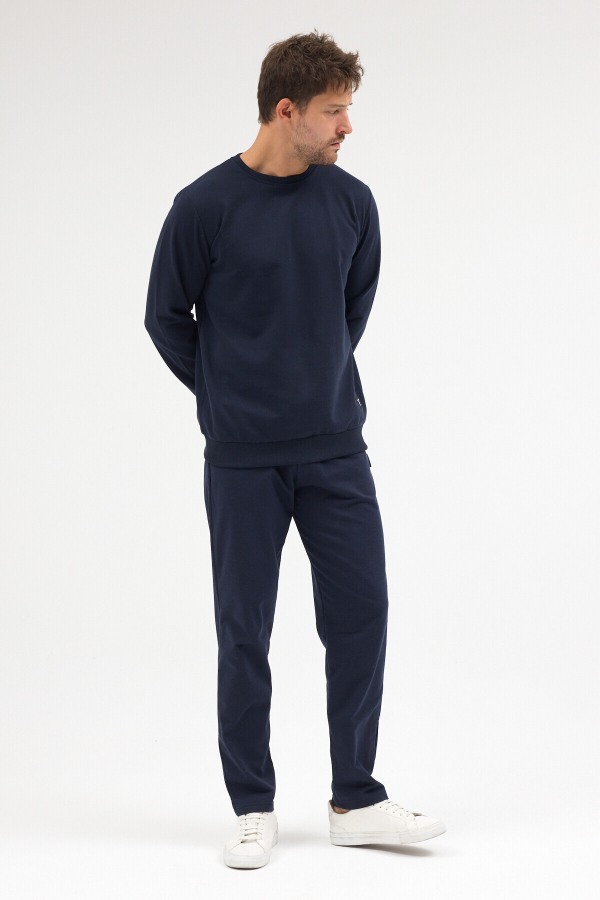 Lacivert Relaxed Fit Bisiklet Yaka Sweatshirt Düz Paça Erkek Eşofman Takımı — رنگارنگ MTLCE3847 — تصویر 6 از 9