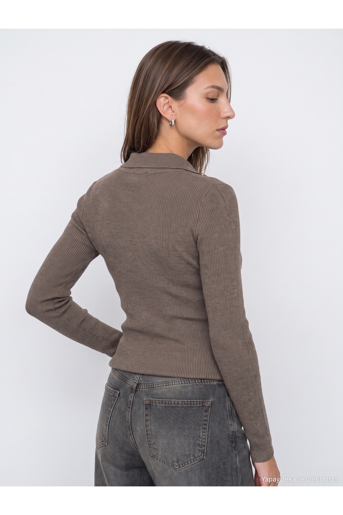 Dilvin 10686 Dik Yaka Çıtçıtlı Triko Kazak-Vizon görsel 3