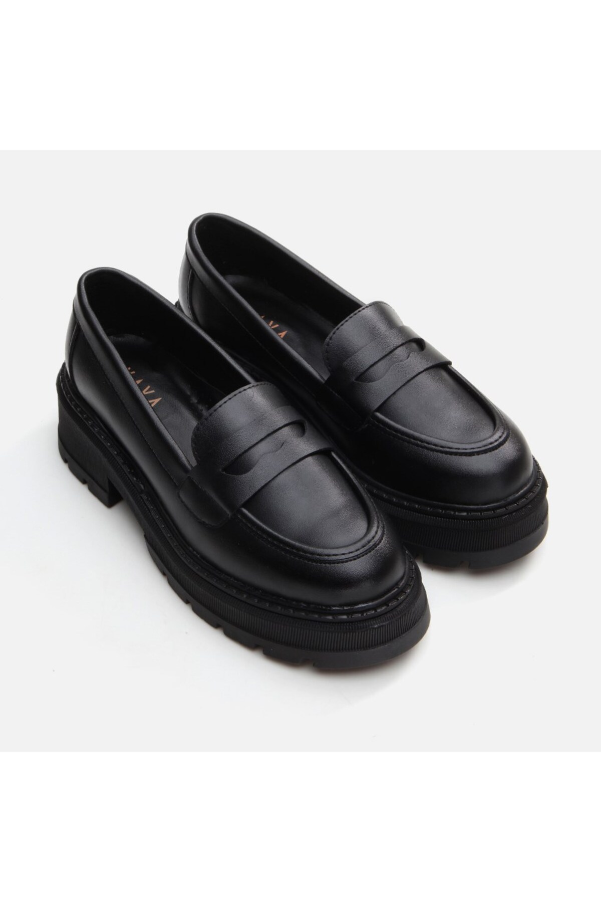 Yaya by Hotiç Kadın Siyah Loafer görsel 2