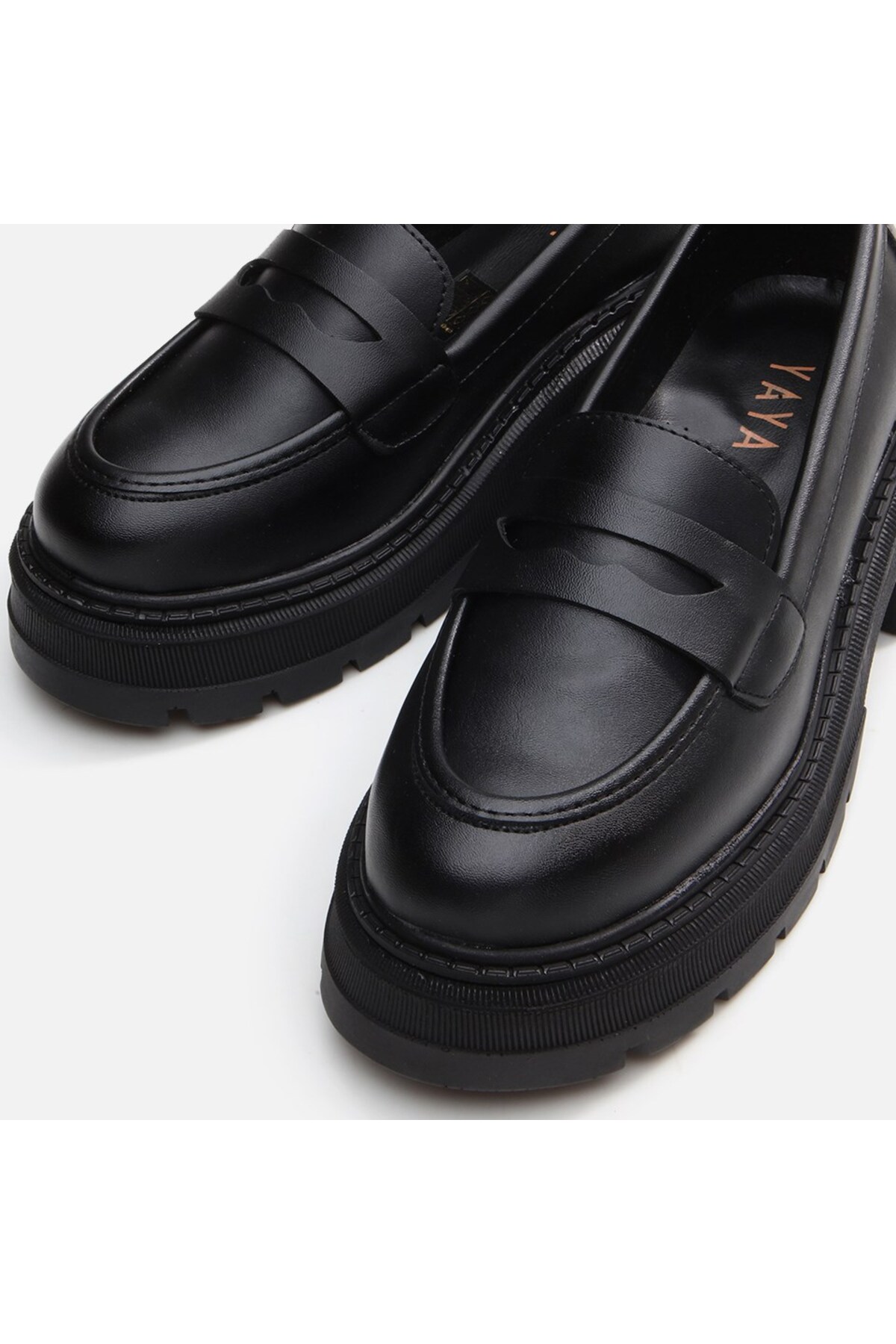 Yaya by Hotiç Kadın Siyah Loafer görsel 4