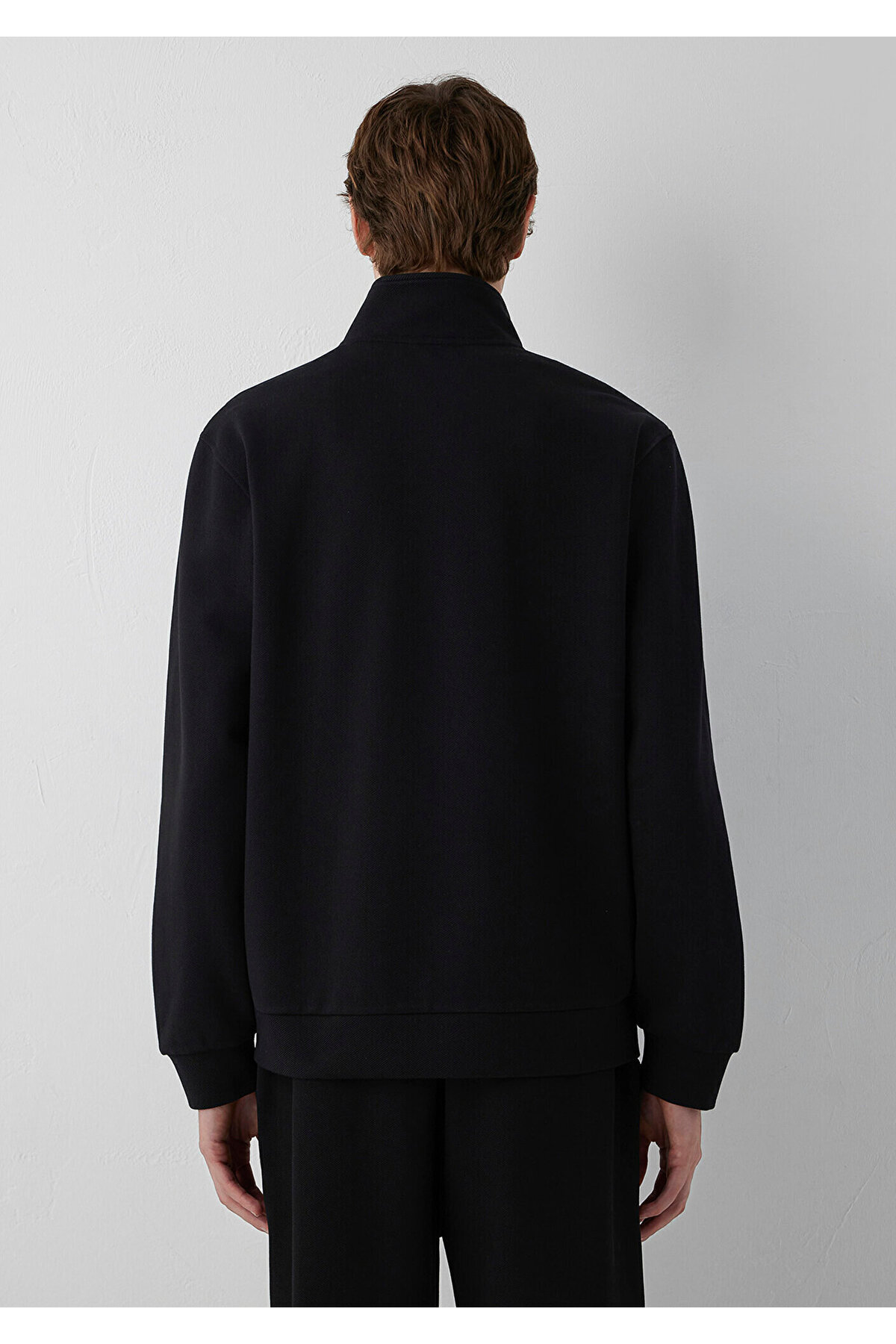 Mavi M0S10628 Black Logo Baskılı Fermuarlı Erkek Sweatshirt SİYAH görsel 5