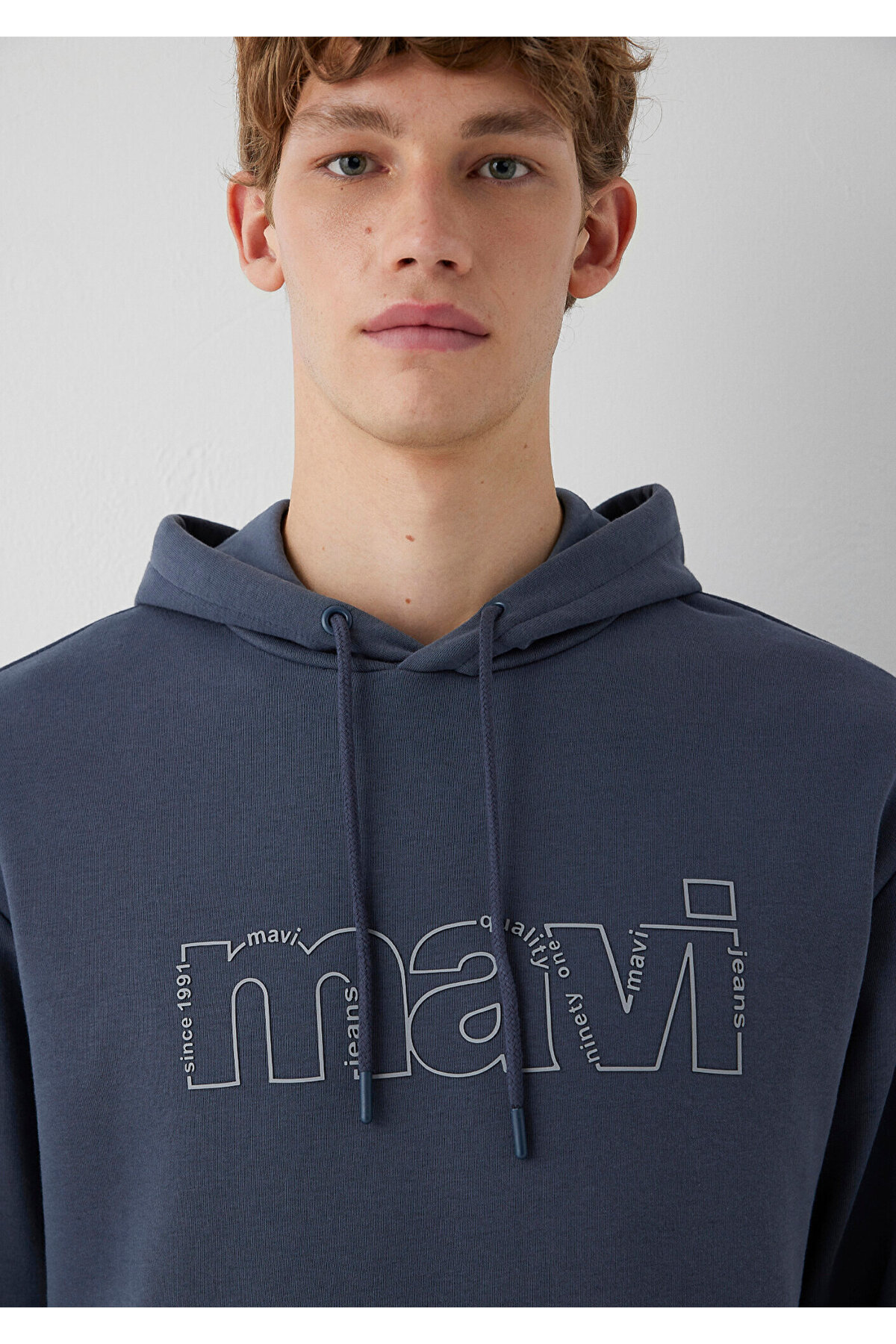 Mavi M0S10196 Logo Baskılı Kapüşonlu Erkek Sweatshirt FÜME görsel 6