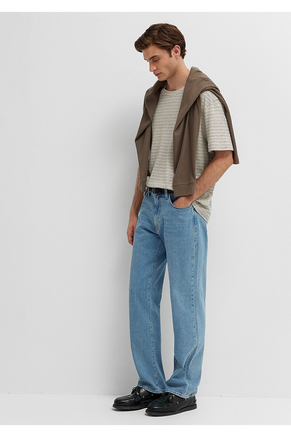 Mavi Marlon Classic Denim Açık Gök Mavisi Jean Pantolon 0019166-87847 görsel 2