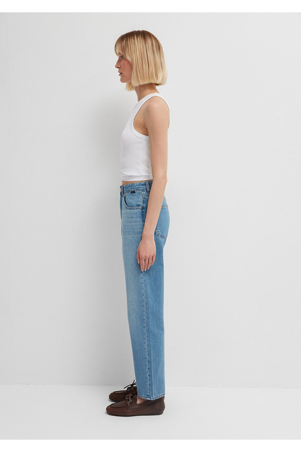 Mavi Iconic Puslu Açık Jean Pantolon 1021060-A3928 görsel 5