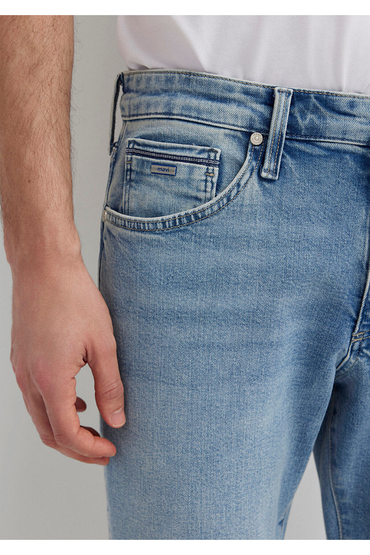 Mavi Hunter Premium Blue Açık Jean Pantolon 00202A3045 görsel 8