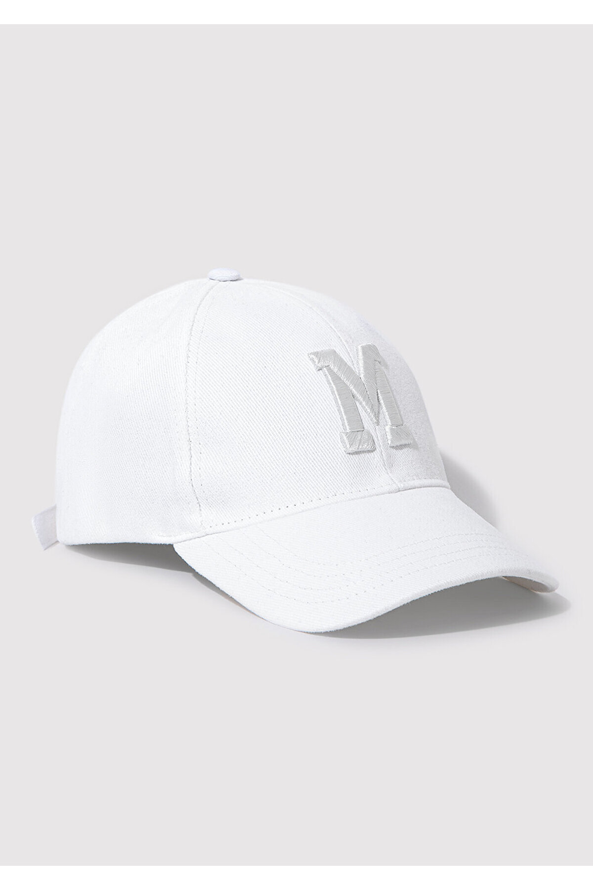 Mavi M Nakışlı Beyaz Şapka 1913303-620 görsel 4