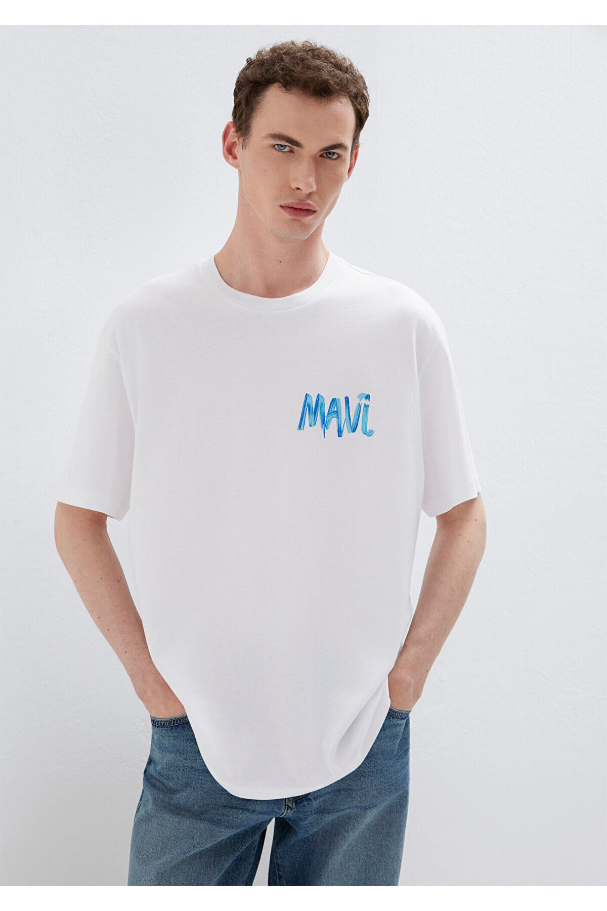 Mavi Baskılı Beyaz Tişört Loose Fit / Bol Rahat Kesim 0612468-620