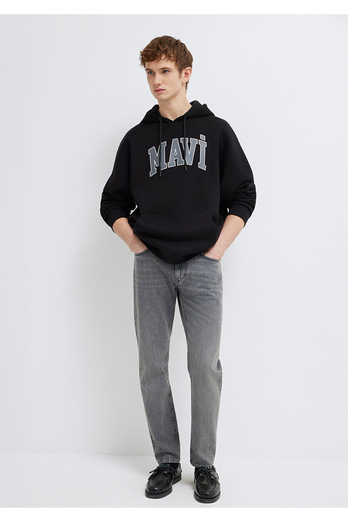 Mavi M067149 Logo Baskılı Erkek Kapüşonlu Sweatshirt SİYAH görsel 2