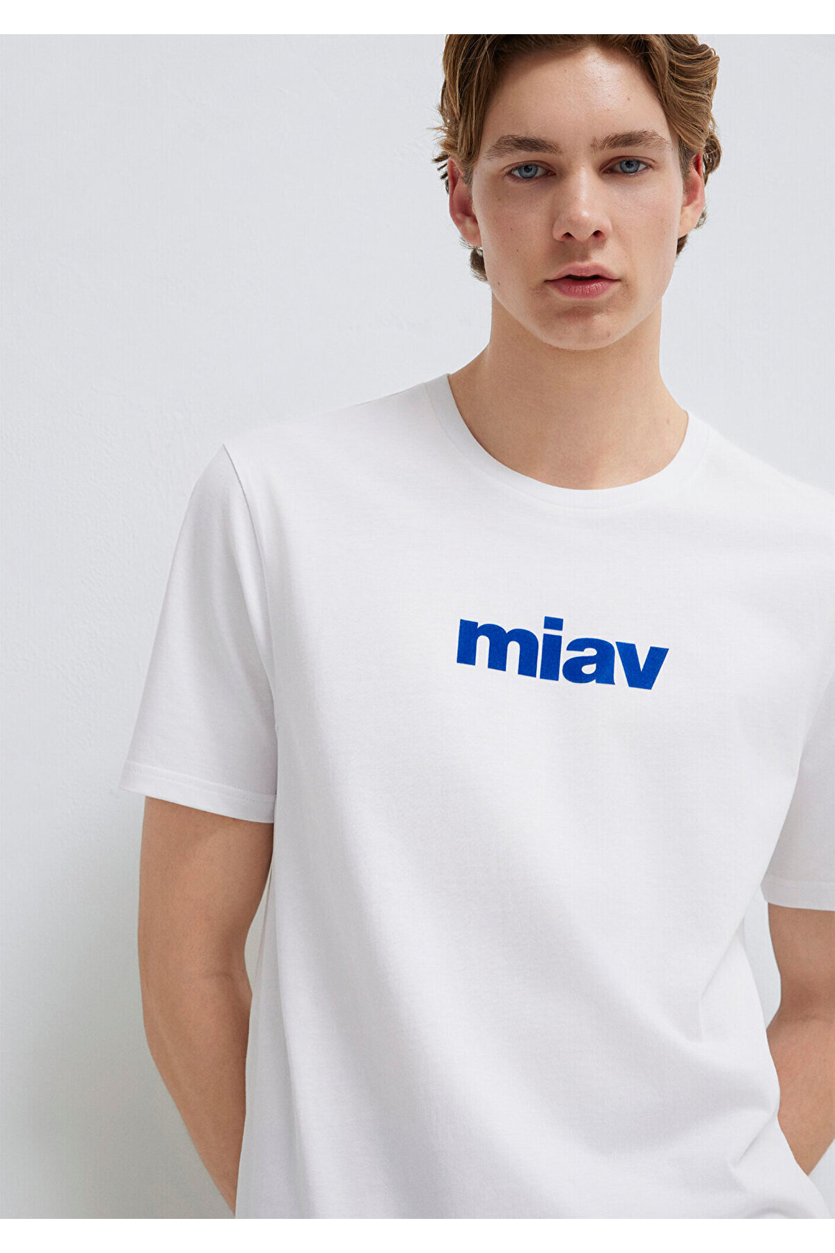 Mavi Miav Baskılı Beyaz Tişört Regular Fit / Normal Kesim 067153-620