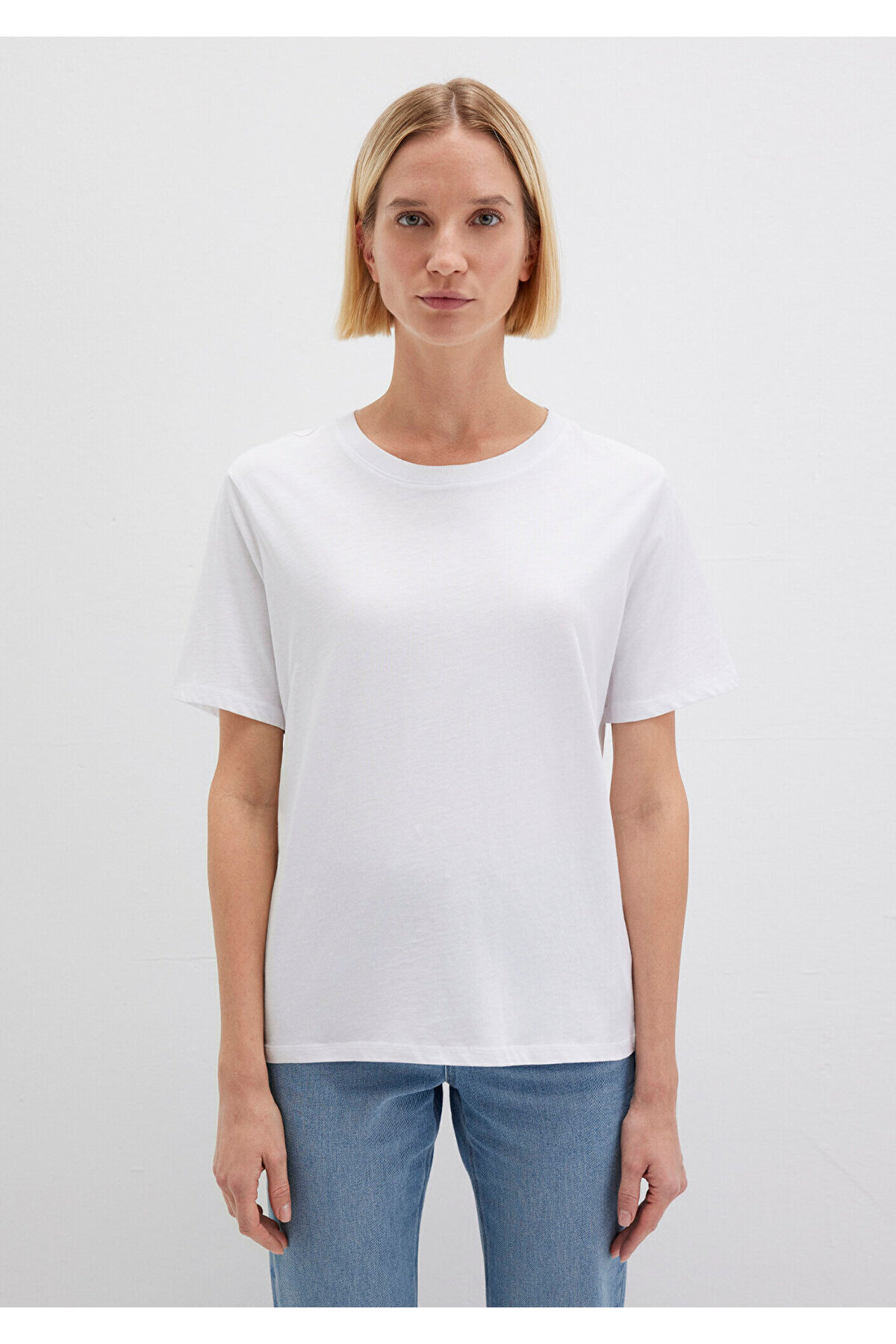 Mavi Bisiklet Yaka Beyaz Basic Tişört Regular Fit / Normal Kesim 1600955-620 görsel 3