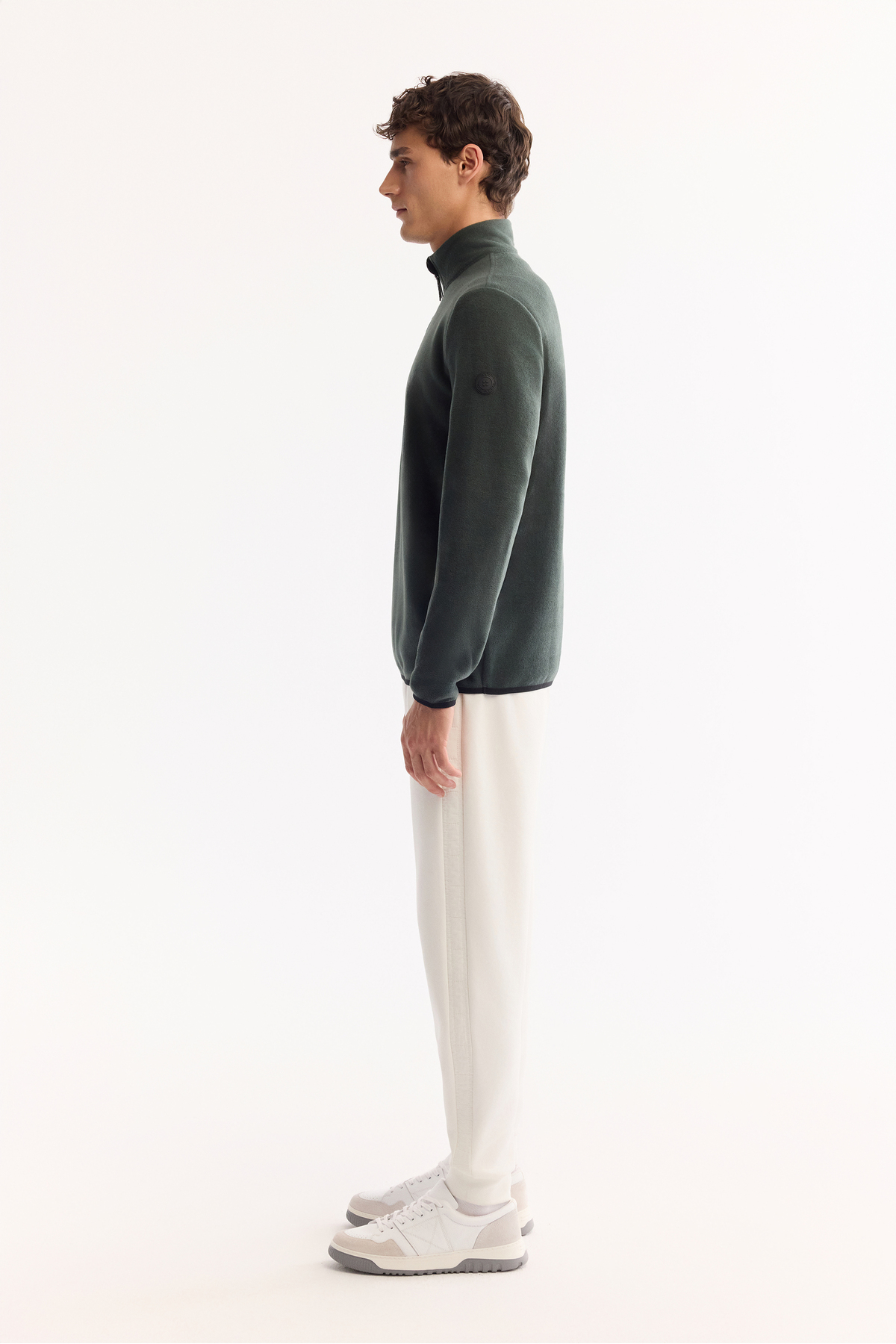 Avva Erkek Yeşil Dik Yaka Fermuarlı Soft Touch Polar Regular Fit Sweatshirt E001068 görsel 3
