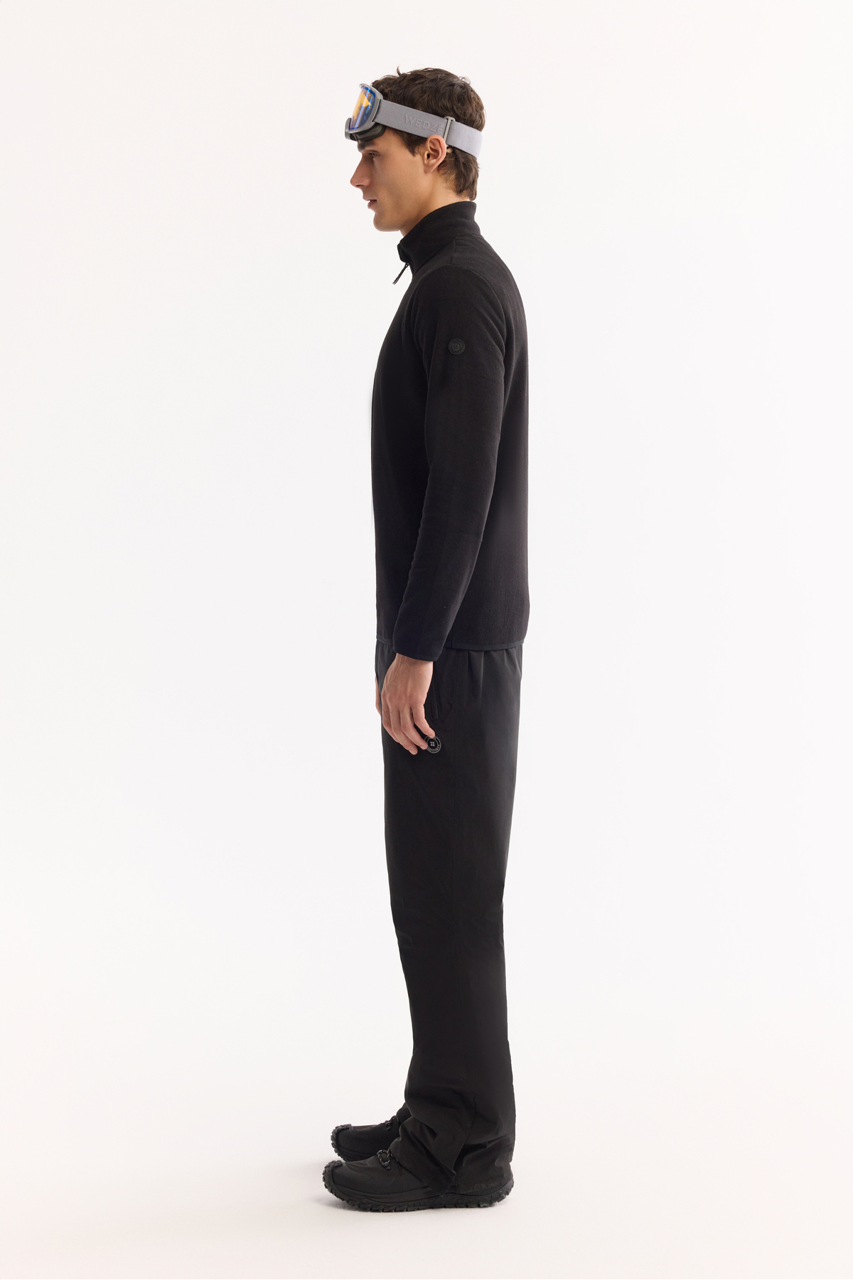 Avva Erkek Siyah Dik Yaka Fermuarlı Soft Touch Polar Regular Fit Sweatshirt E001068 görsel 3