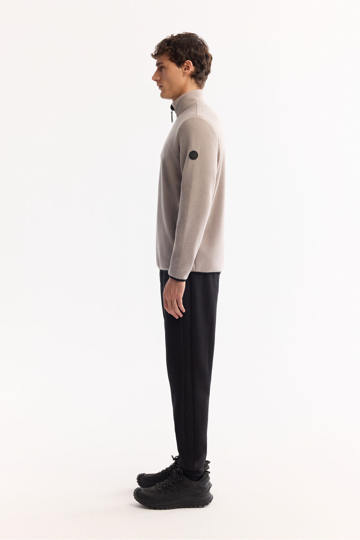 Avva Erkek Gri Dik Yaka Fermuarlı Soft Touch Polar Regular Fit Sweatshirt E001068 görsel 3