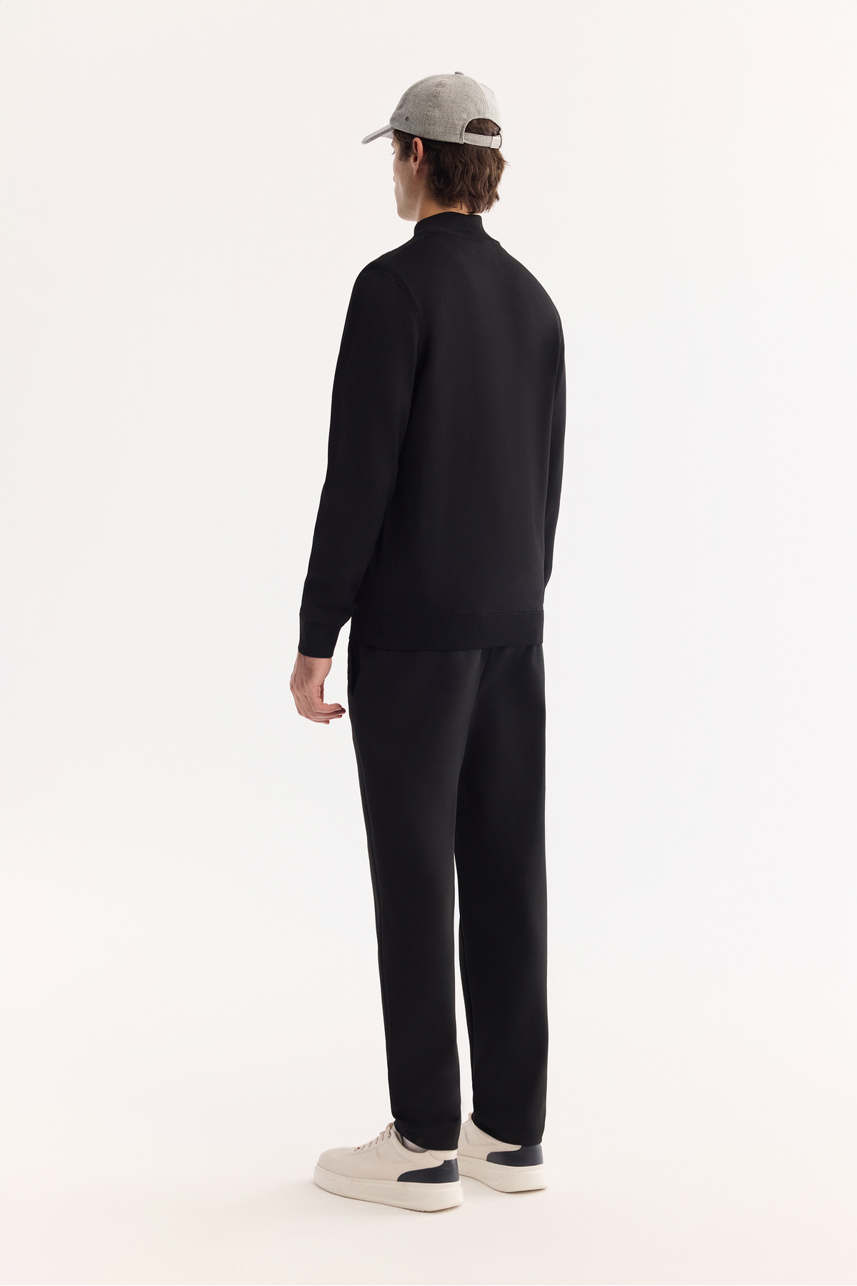 Avva Erkek Siyah Dik Yaka Fermuarlı Rayon Tüylenmeyen Triko Regular Fit Kazak A52Y5021 görsel 4