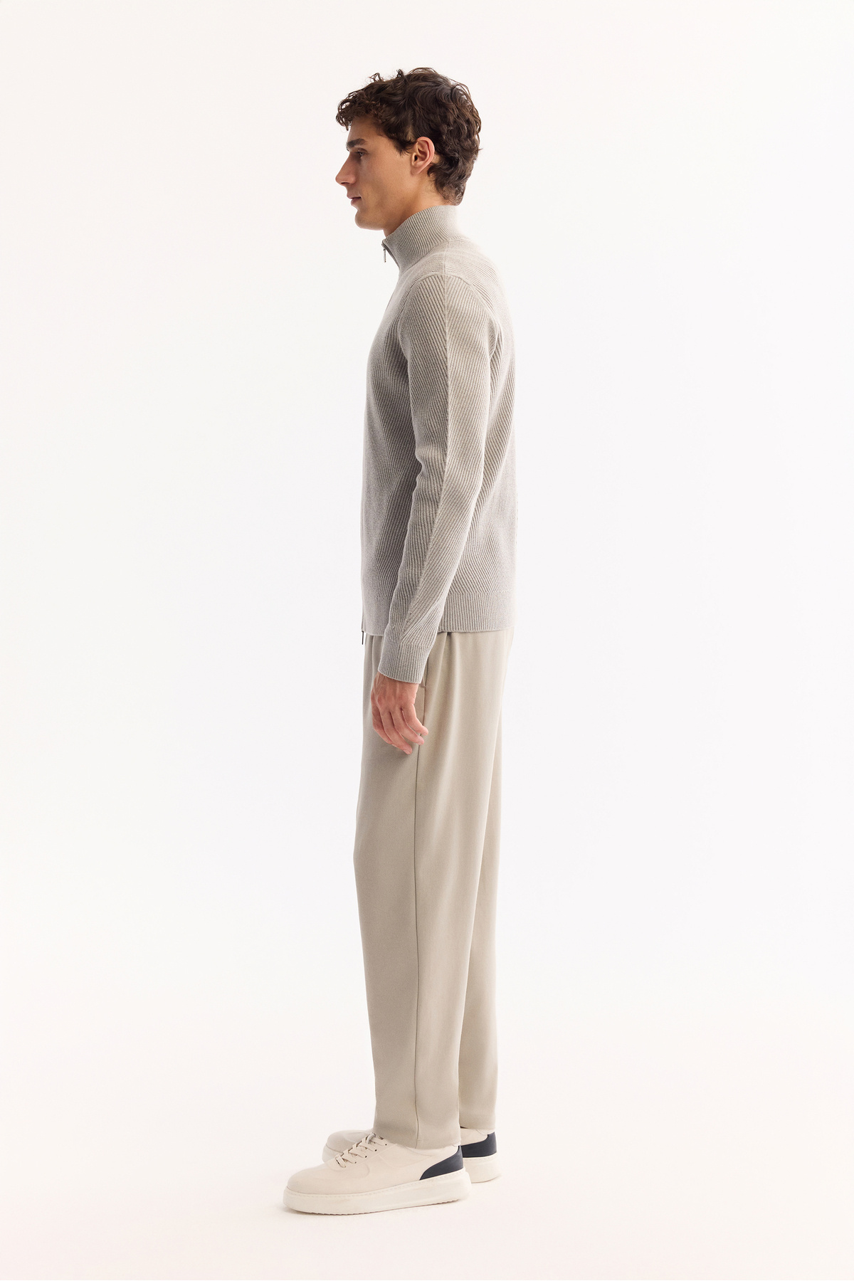 Avva Erkek Gri Dik Yaka Fermuarlı Pamuklu Soft Touch Dokulu Regular Fit Hırka A52Y5181 görsel 5