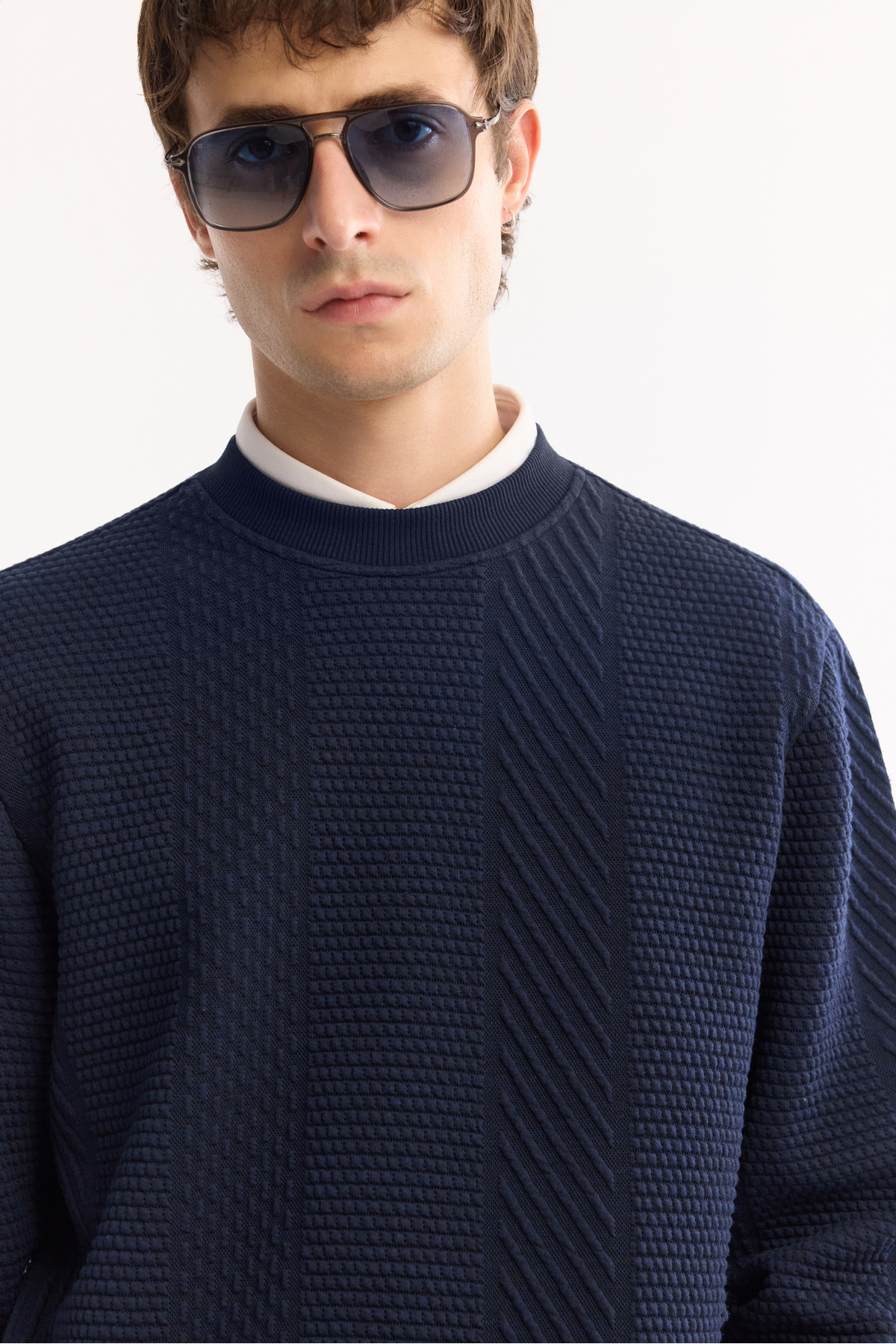 Avva Erkek Lacivert Bisiklet Yaka Dokulu Elastan Regular Fit Sweatshirt A52Y1220 görsel 3