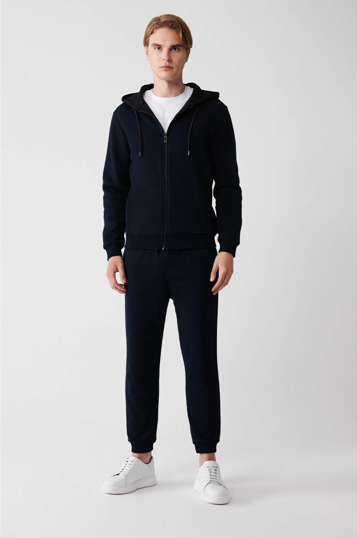 Avva Erkek Lacivert Kapüşonlu 3 İplik Şardonlu Fermuarlı Regular Fit Sweatshirt E001019 görsel 5