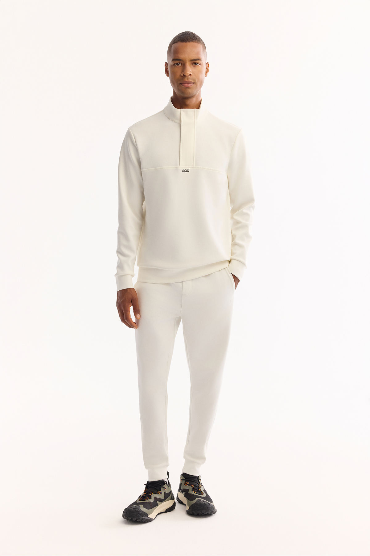 Avva Erkek Ekru Dik Yaka Fermuarlı Pamuklu Bi-Stretch Regular Fit Sweatshirt A52Y1282 görsel 6
