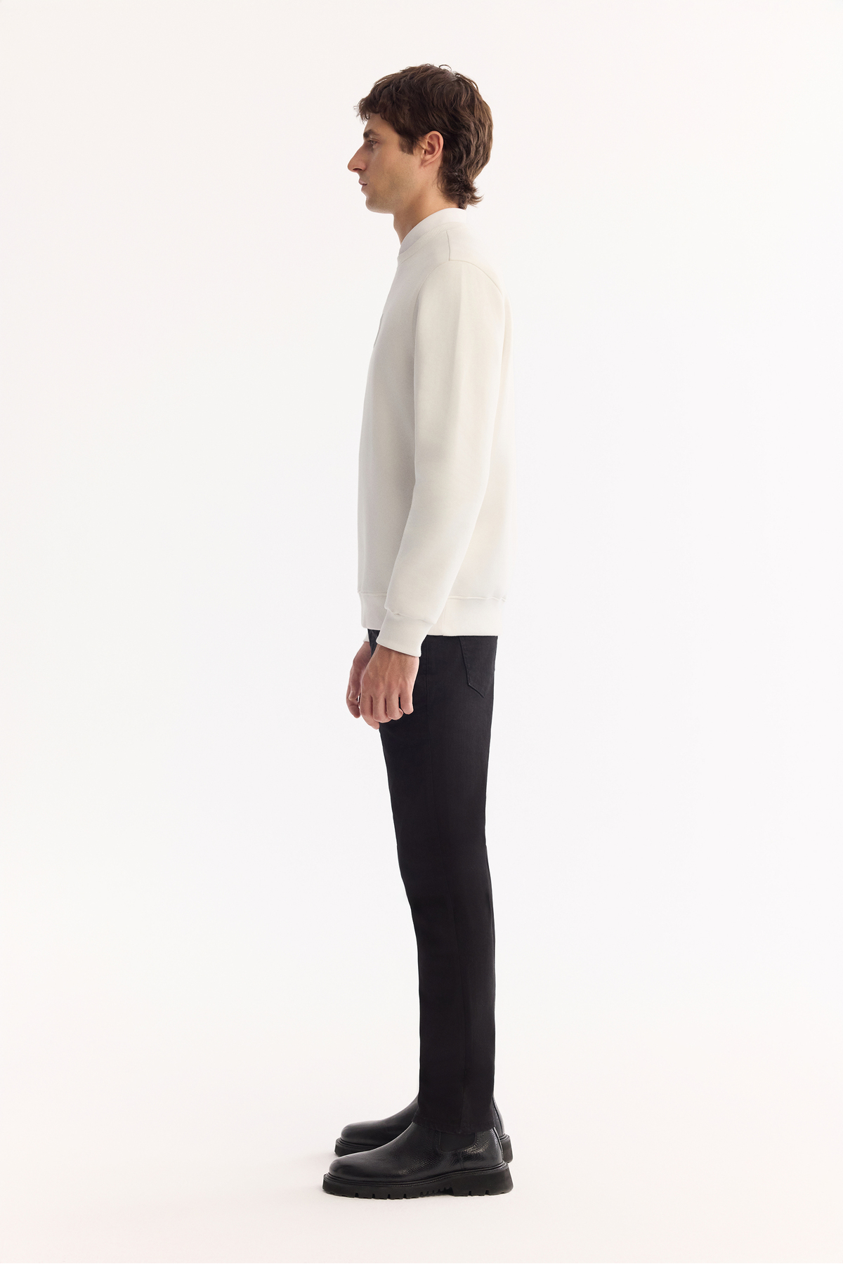 Avva Erkek Beyaz Bisiklet Yaka Pamuklu Şardonlu Baskılı Regular Fit Sweatshirt A52Y1327 görsel 3