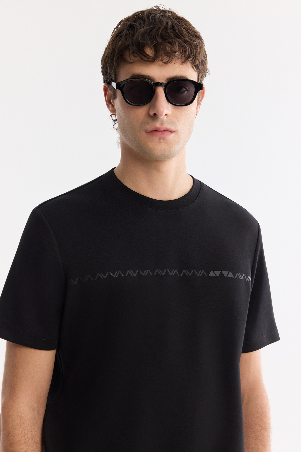 Avva Erkek Siyah Bisiklet Yaka Baskılı Viskon Karışımlı Bi-Stretch İnterlok Regular Fit T-shirt A61Y1052 görsel 2