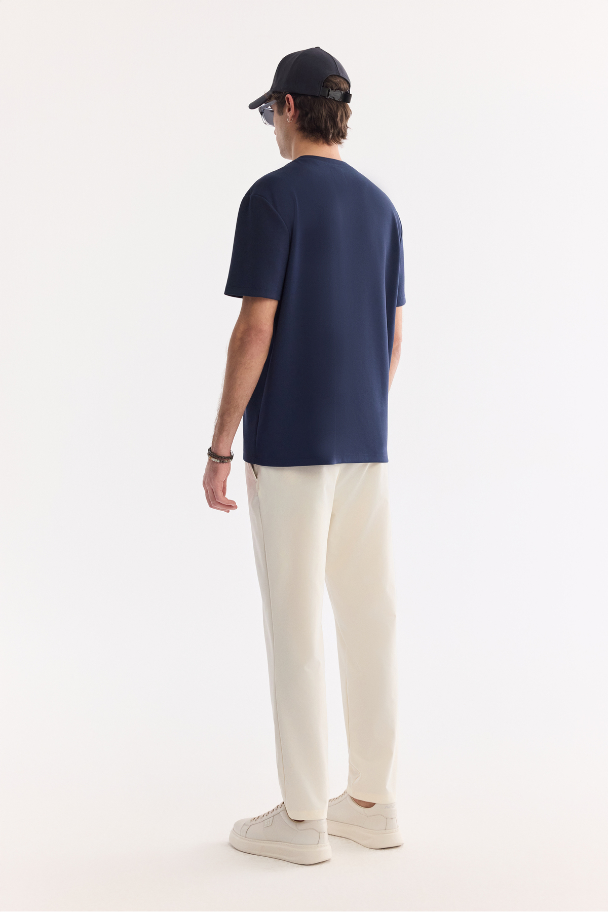 Avva Erkek Lacivert Bisiklet Yaka Enjeksiyon Baskılı Bi-Stretch İnterlok Regular Fit T-shirt A61Y1136 görsel 4