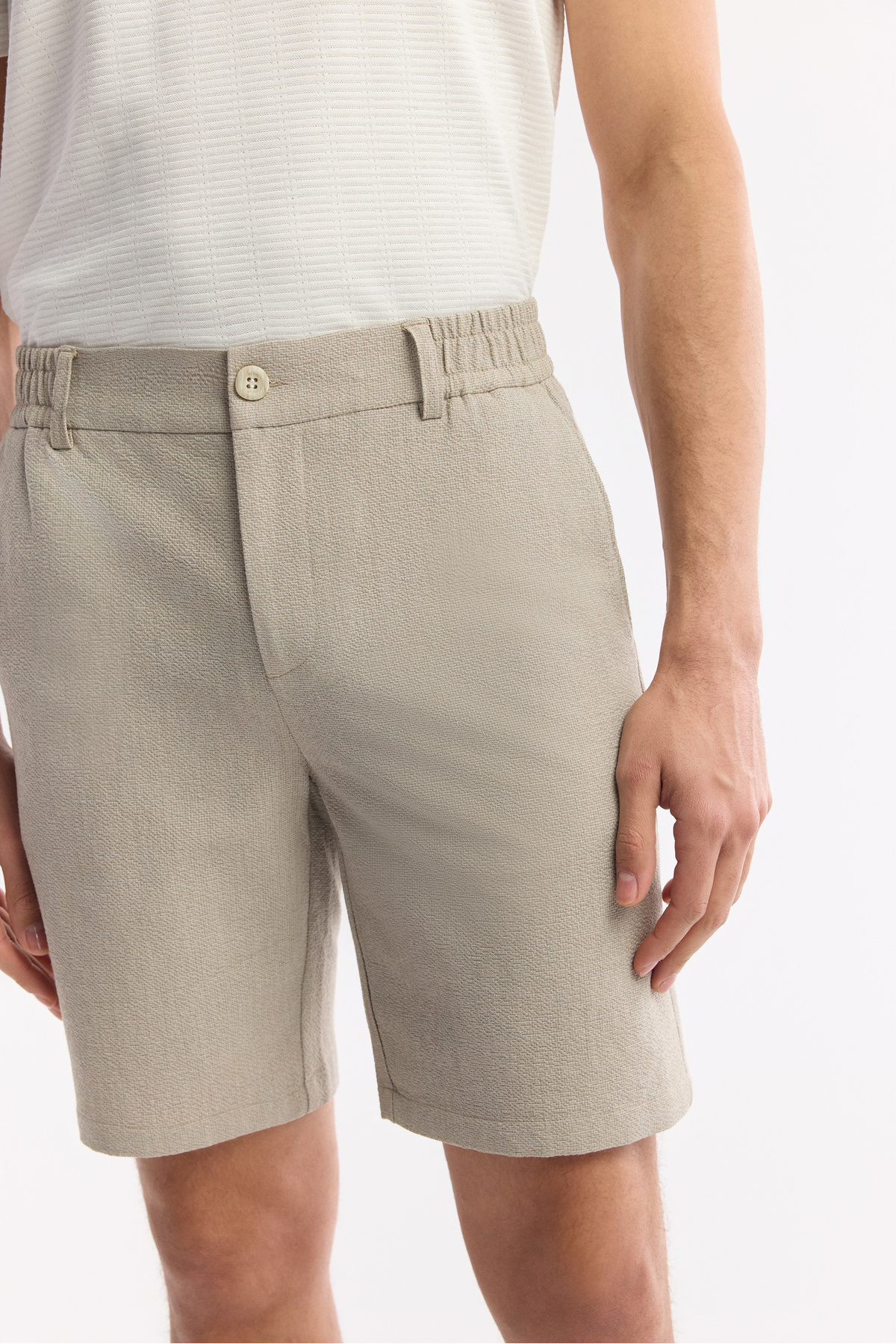 Avva Erkek Bej Yanı Lastikli Gofreli Bi-Stretch Slim Fit Chino Şort A51Y3730 görsel 4