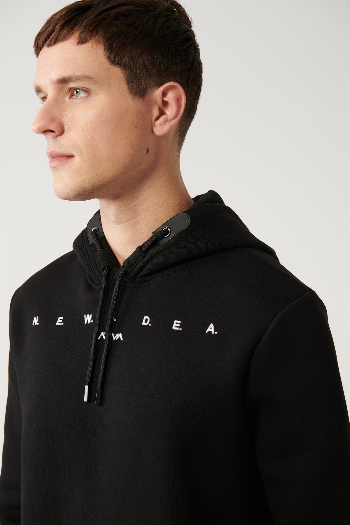 Avva Erkek Siyah Şardonlu Kumaş Kapüşonlu Yaka Nakışlı Sweatshirt A32Y1393 görsel 2