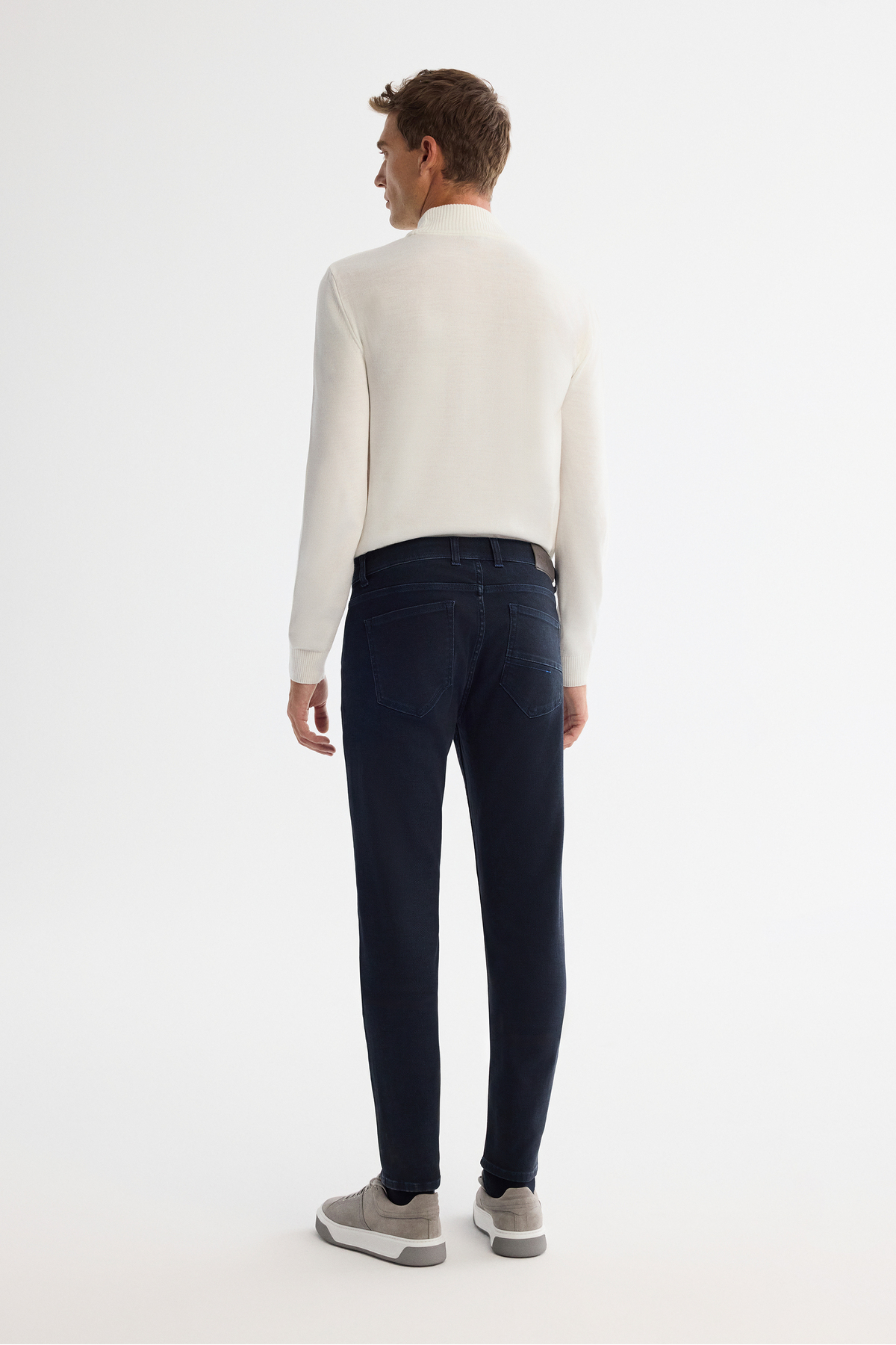 Avva Erkek Lacivert Eskitme Yıkama Overdy Berlin Slim Fit Jean Pantolon A42Y3523 görsel 4