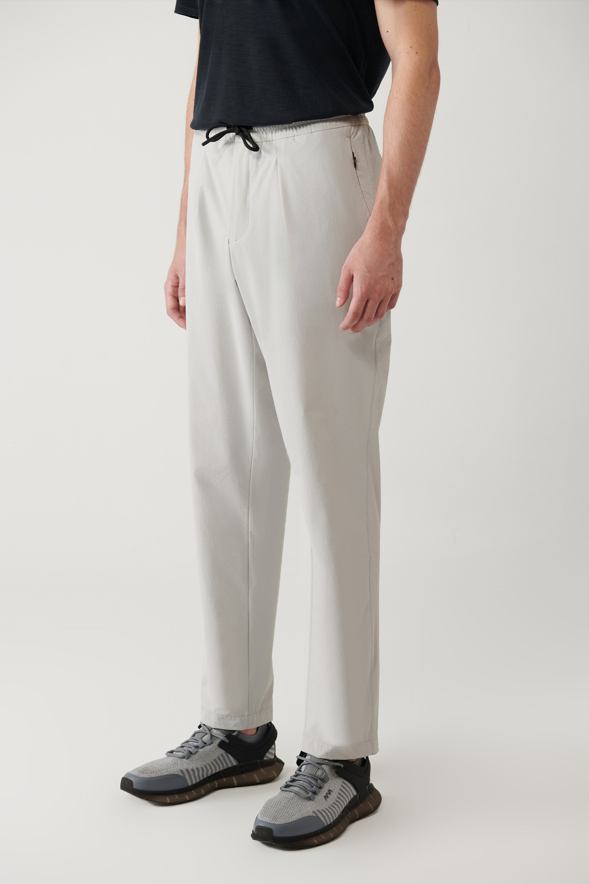Avva Erkek Taş Beli Lastikli Fermuar Cepli Su İtici Bi-Stretch Relaxed Fit Pantolon A41Y3235 görsel 4