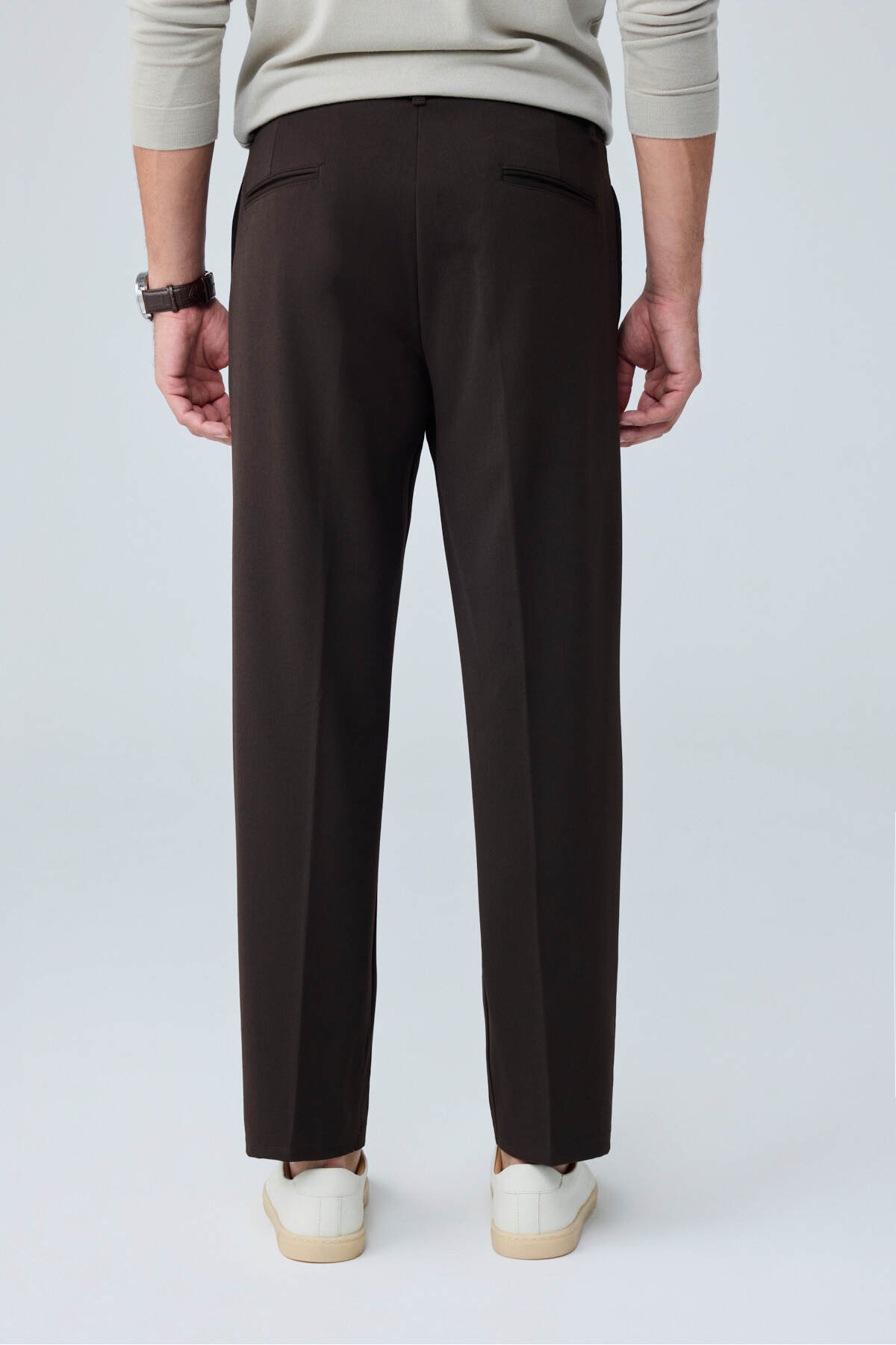 Erkek Baggy Fit Pileli Kumaş Pantolon Kahverengi 0172DNGR — قهوه‌ای — تصویر 7 از 8