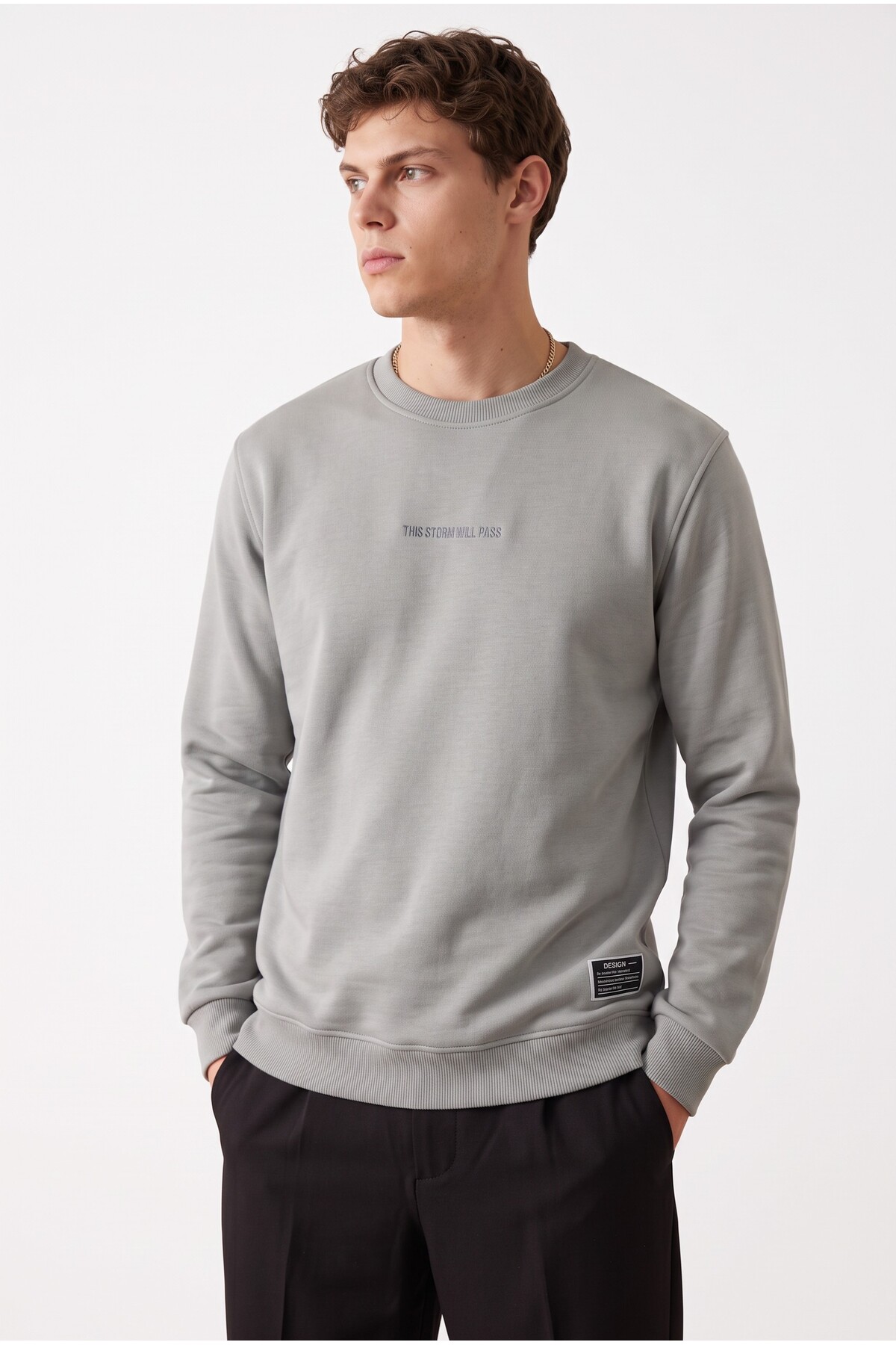 aziso Erkek Nakışlı Slim Fit Bisiklet Yaka Gri Sweatshirt 3 Iplilk Şardonlu Kumaş