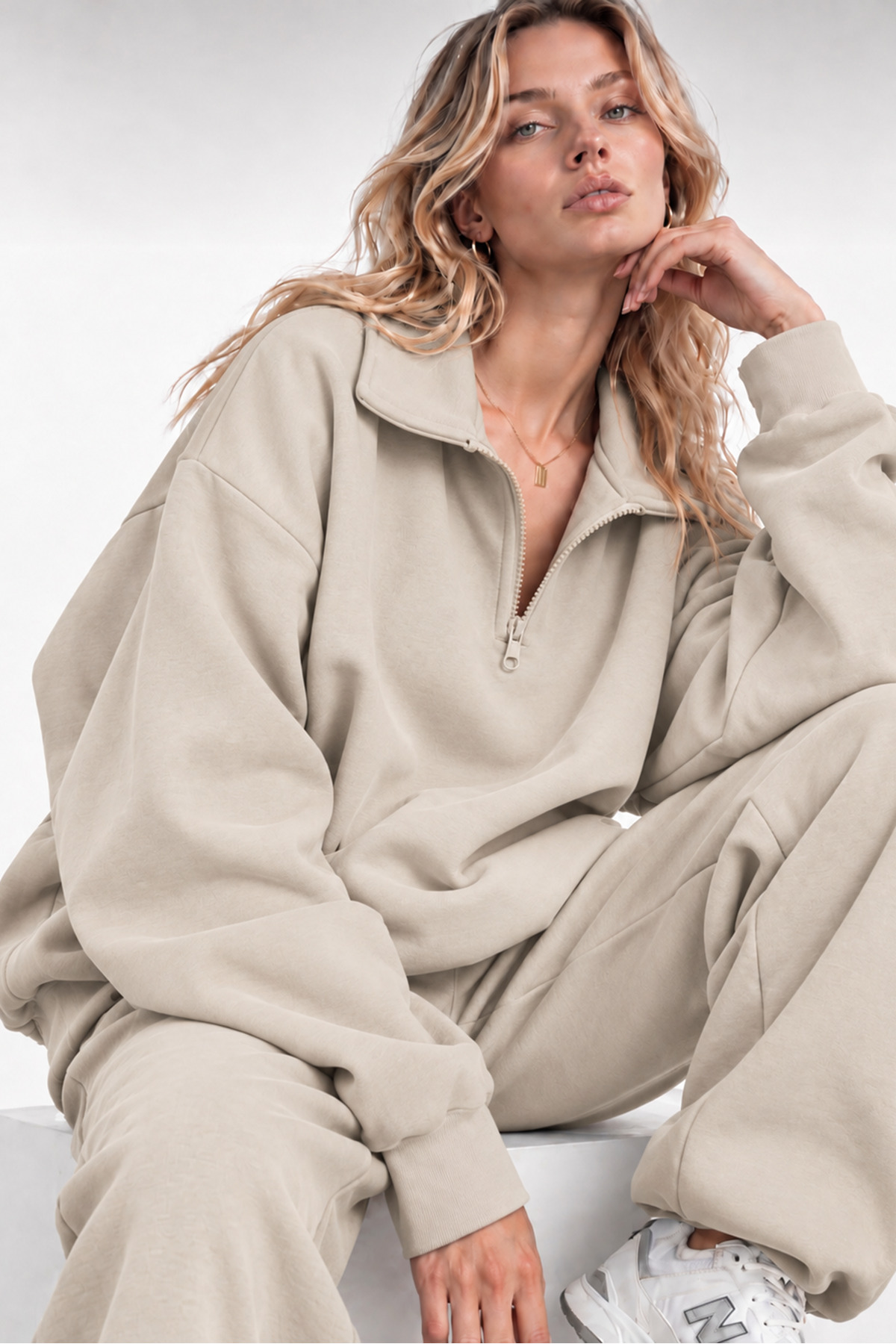 Kadın Krem Polo Yaka Oversize 3 Iplik Şardonlu Sweatshirt — بژ svyarımfermuarpoloyaka — تصویر 2 از 5