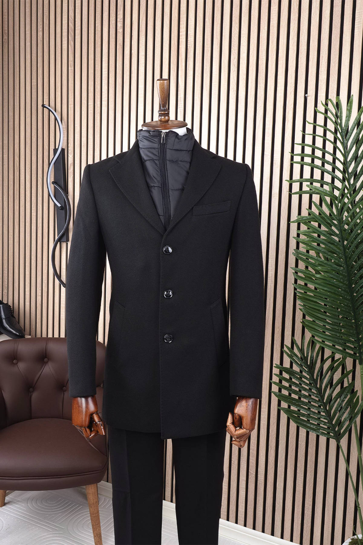 Erkek Slim Fit Siyah Çıkmalı Ceket Yaka İçi Kapitoneli Tek Yırtmaç Dizüstü Kaşe Kaban — مشکی 6358-1
