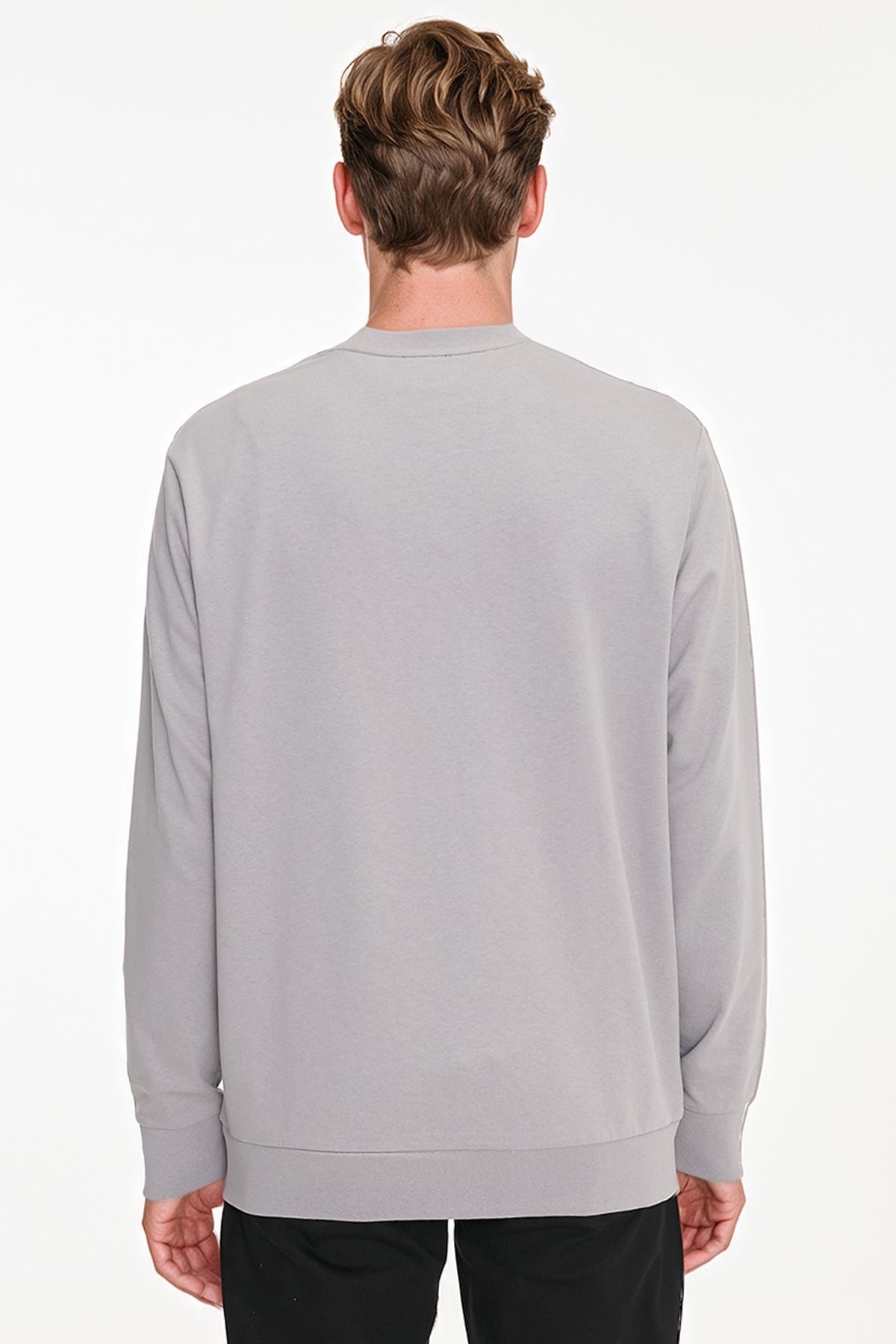 AC&Co / Altınyıldız Classics Erkek Gri Pamuklu Standart Fit Normal Kesim 2 İplik Bisiklet Yaka Sweatshirt görsel 5