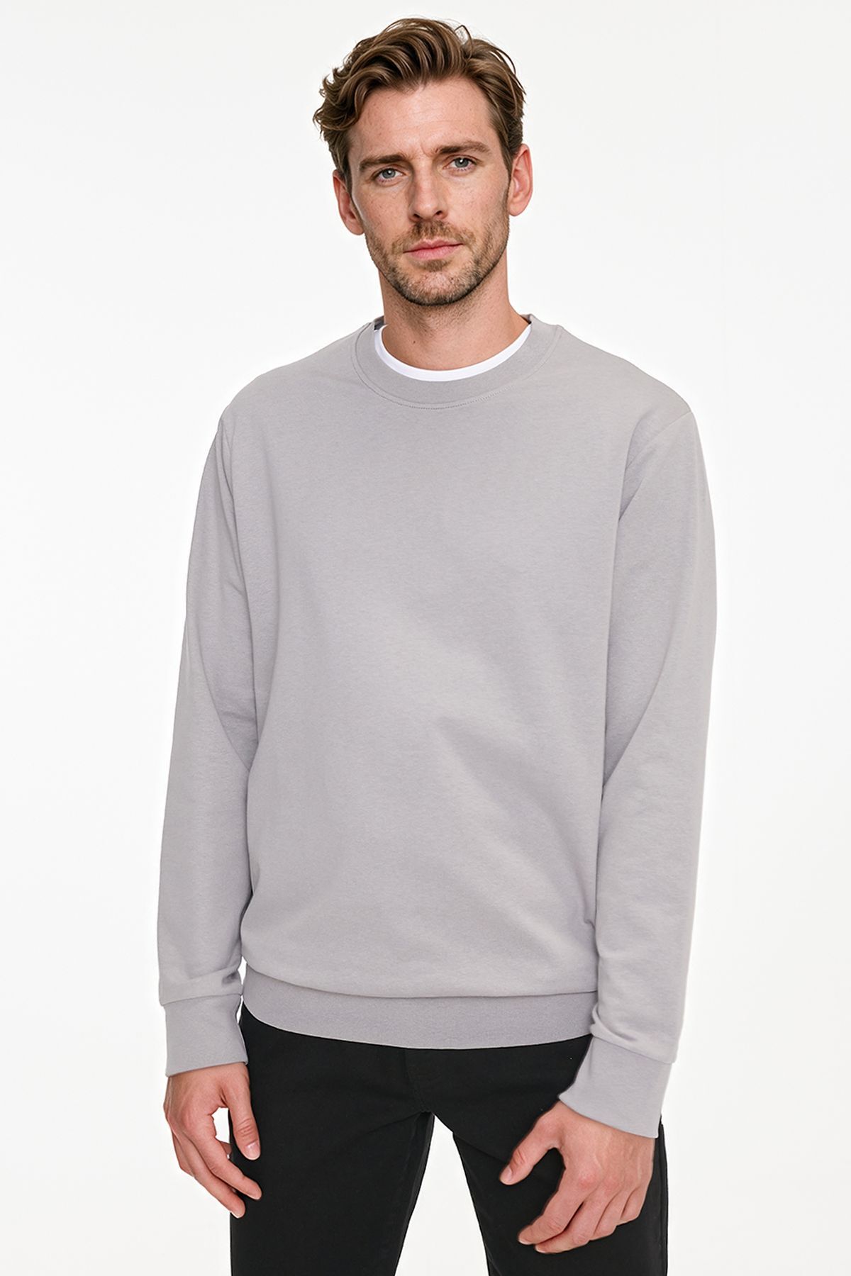AC&Co / Altınyıldız Classics Erkek Gri Pamuklu Standart Fit Normal Kesim 2 İplik Bisiklet Yaka Sweatshirt görsel 3