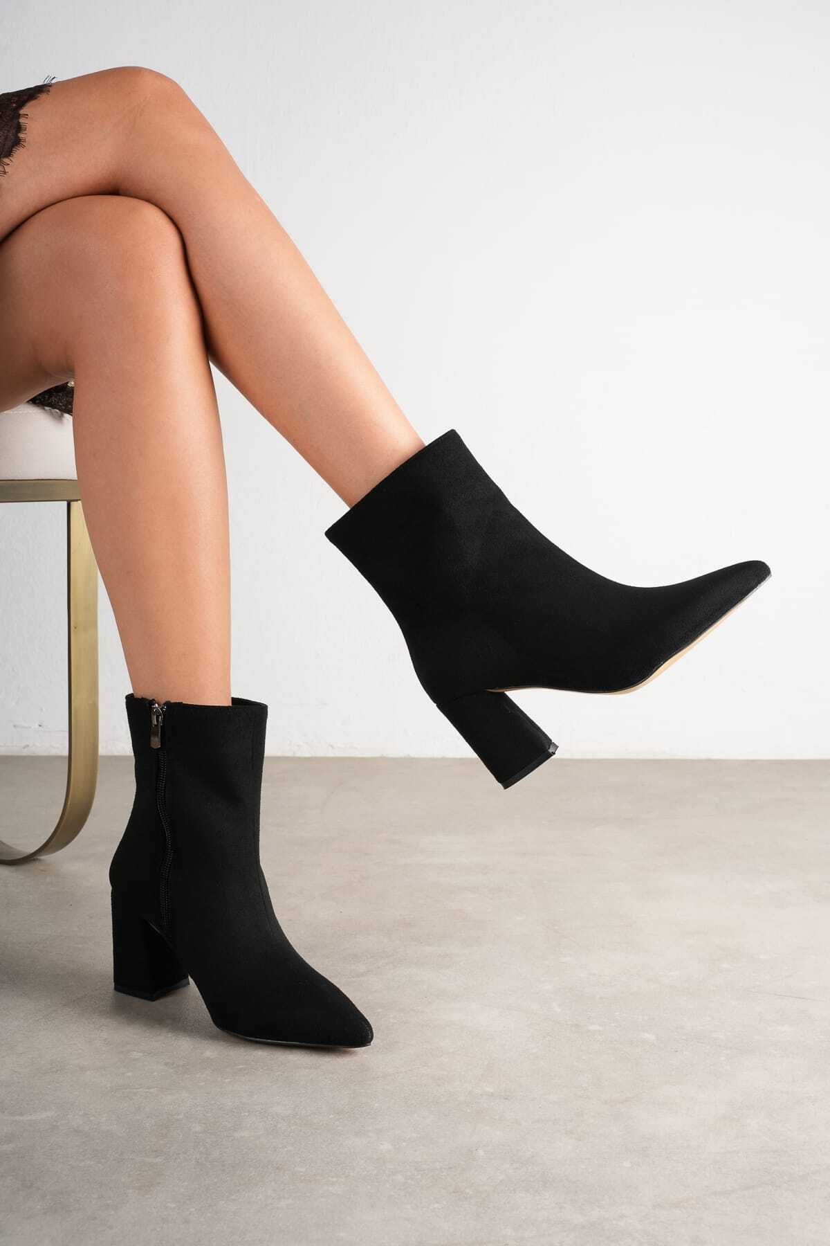 GÜZEL SHOES Lenaa Siyah Süet Büzgülü Tak-Çıkar Aparatlı Sivri Burun Topuklu Çizme Bot Fermuarlı Kadın Ayakkabı görsel 2