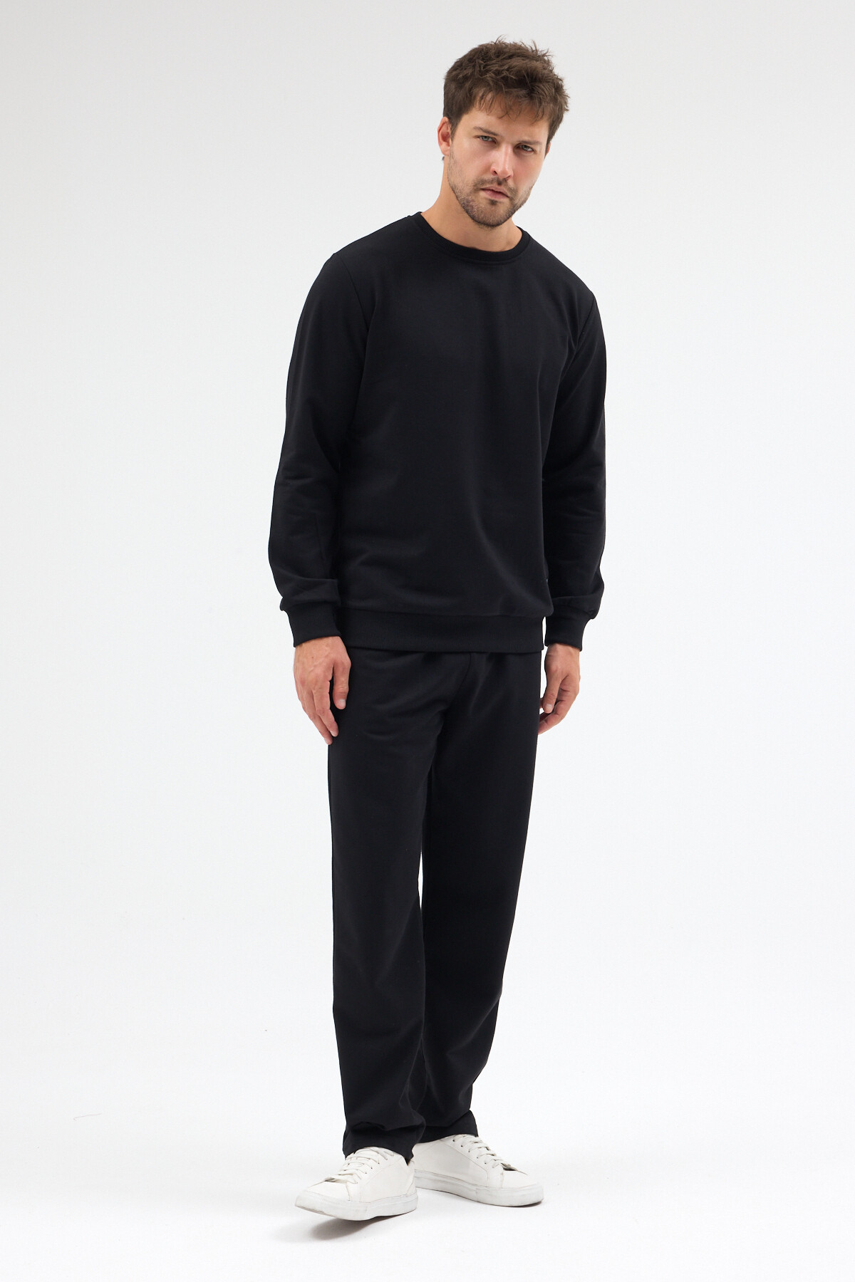 Siyah Relaxed Fit Bisiklet Yaka Sweatshirt Düz Paça Erkek Eşofman Takımı — مشکی MTLCE3847 — تصویر 6 از 9