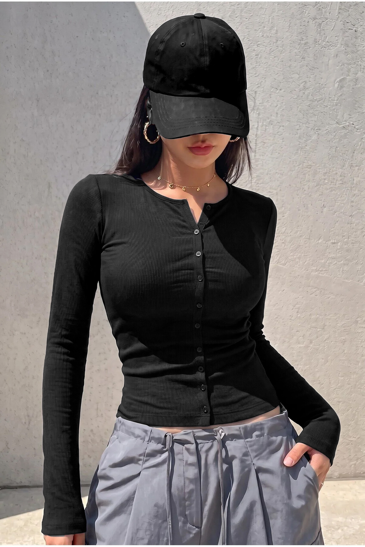 Teenage Millionaire Kadın Siyah Fitilli Kaşkorse Tam Düğmeli Esnek Düğme Detaylı Uzun Kollu Bisiklet Yaka Hırka Bluz görsel 2